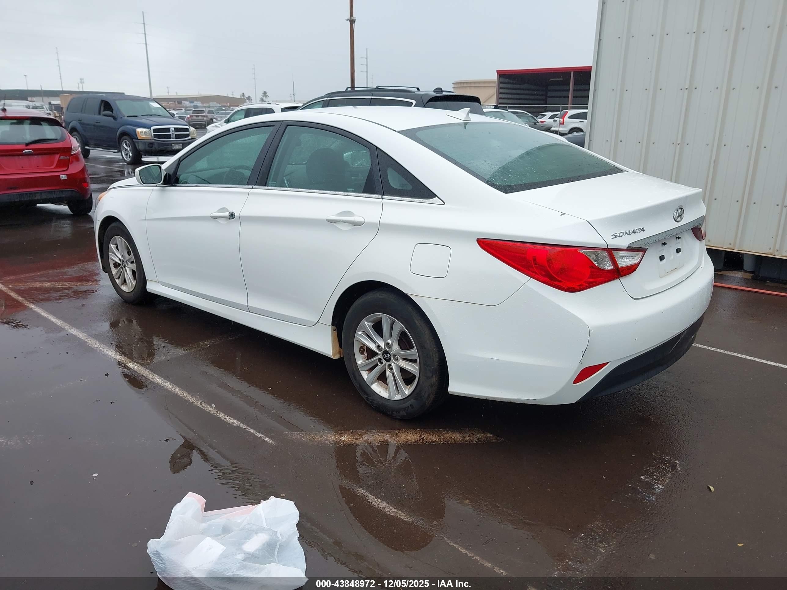 2014 Hyundai Sonata Gls Белый vin: 5NPEB4AC3EH887930