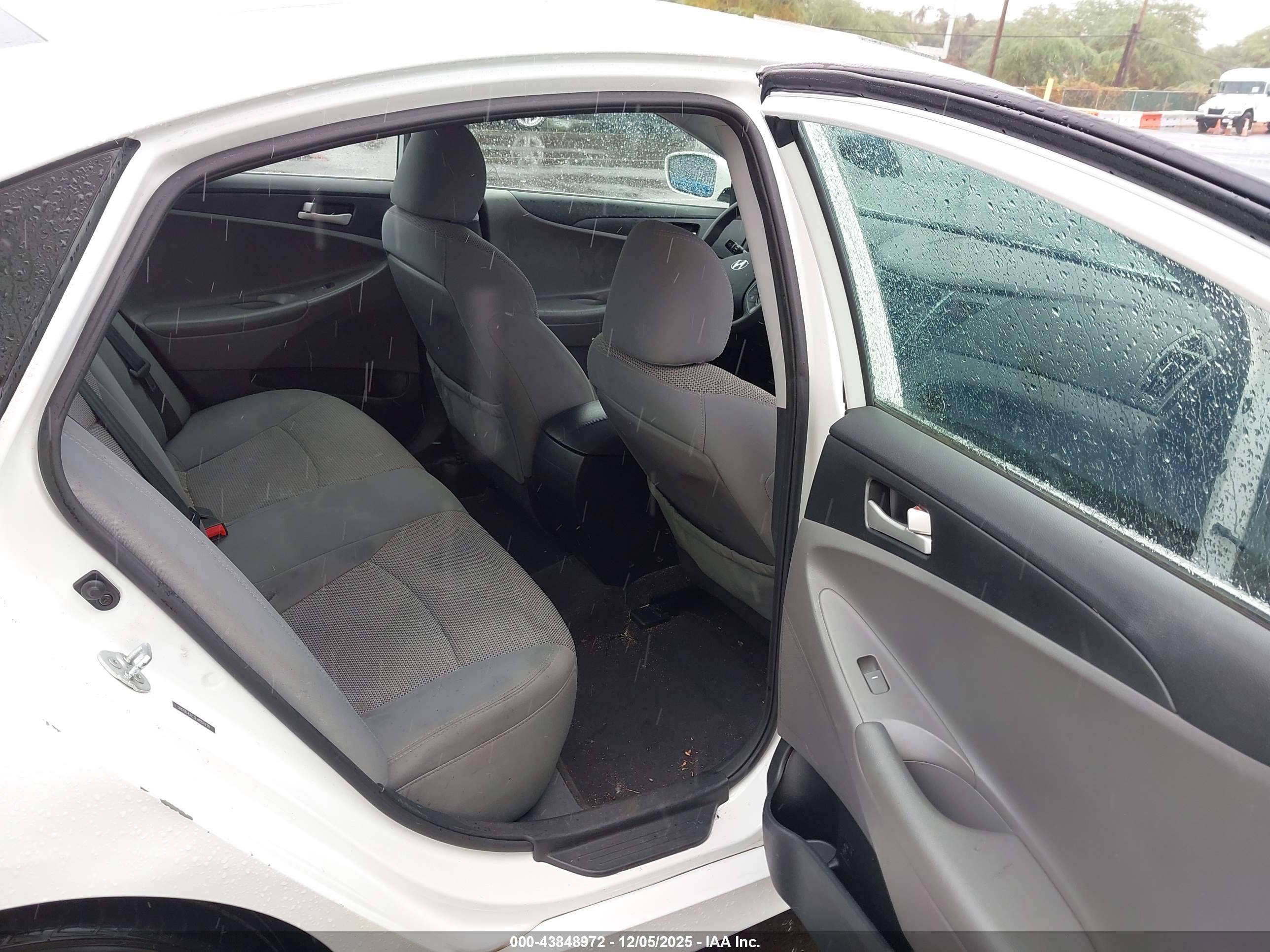 2014 Hyundai Sonata Gls Белый vin: 5NPEB4AC3EH887930