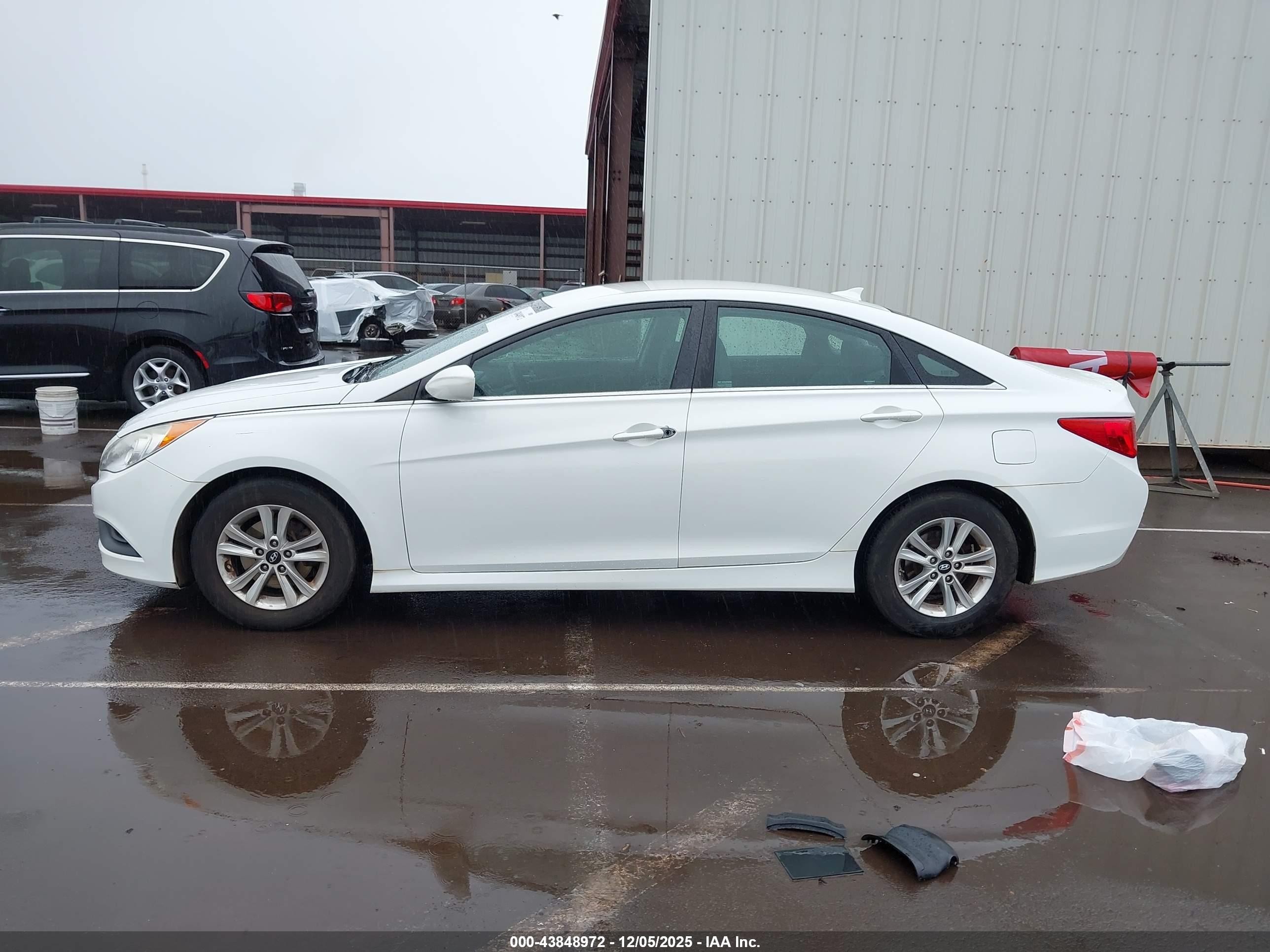 2014 Hyundai Sonata Gls Белый vin: 5NPEB4AC3EH887930