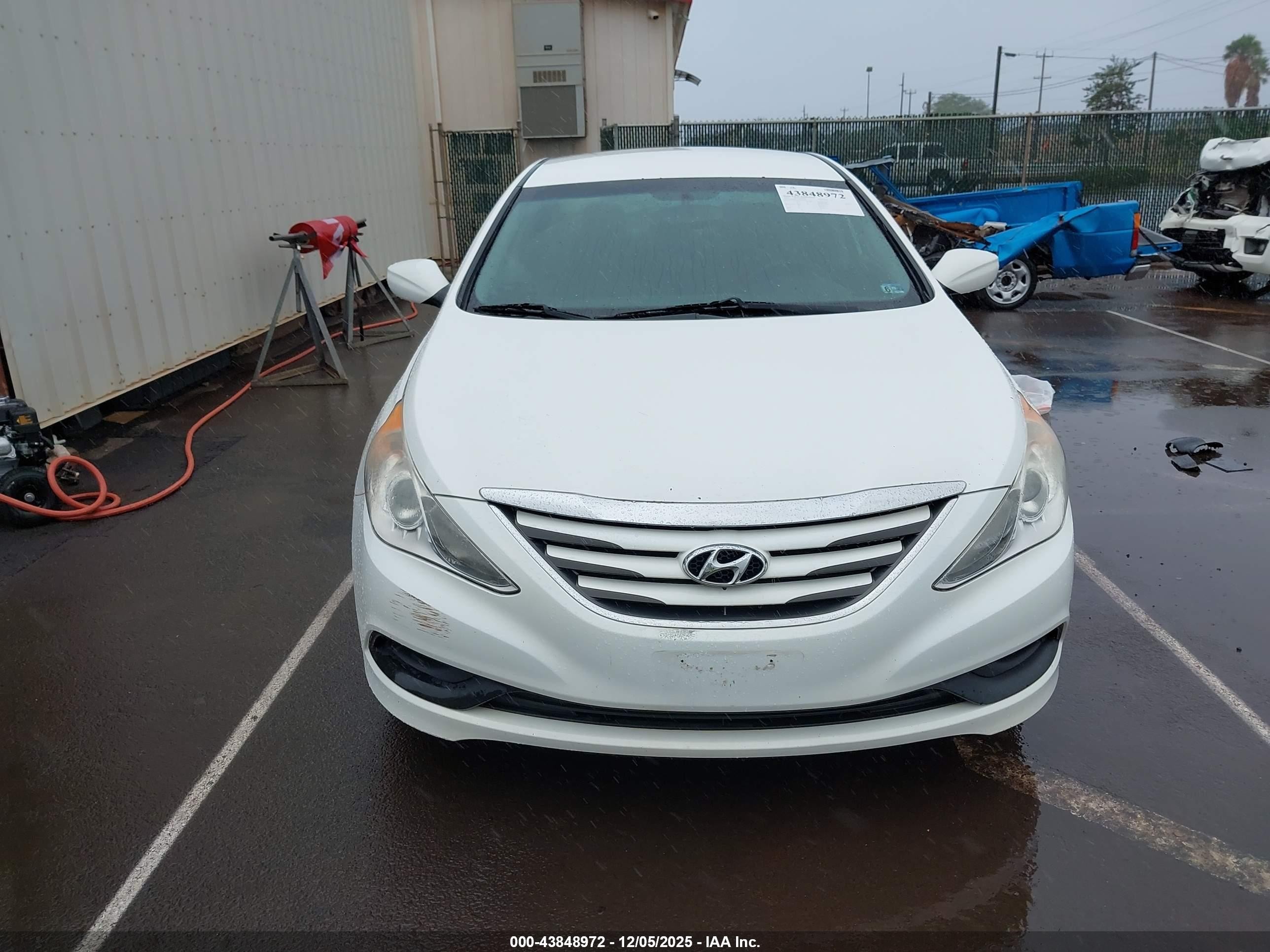 2014 Hyundai Sonata Gls Белый vin: 5NPEB4AC3EH887930