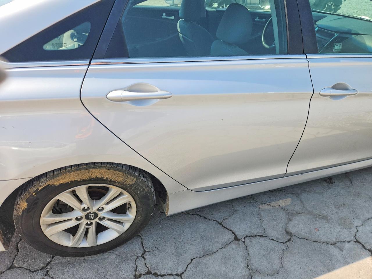 2014 Hyundai Sonata Gls Silver vin: 5NPEB4AC3EH891380