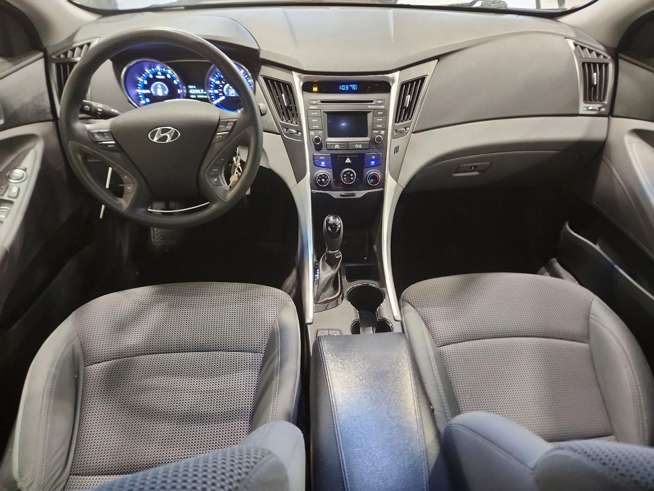2014 Hyundai Sonata Gls Серебряный vin: 5NPEB4AC3EH903415