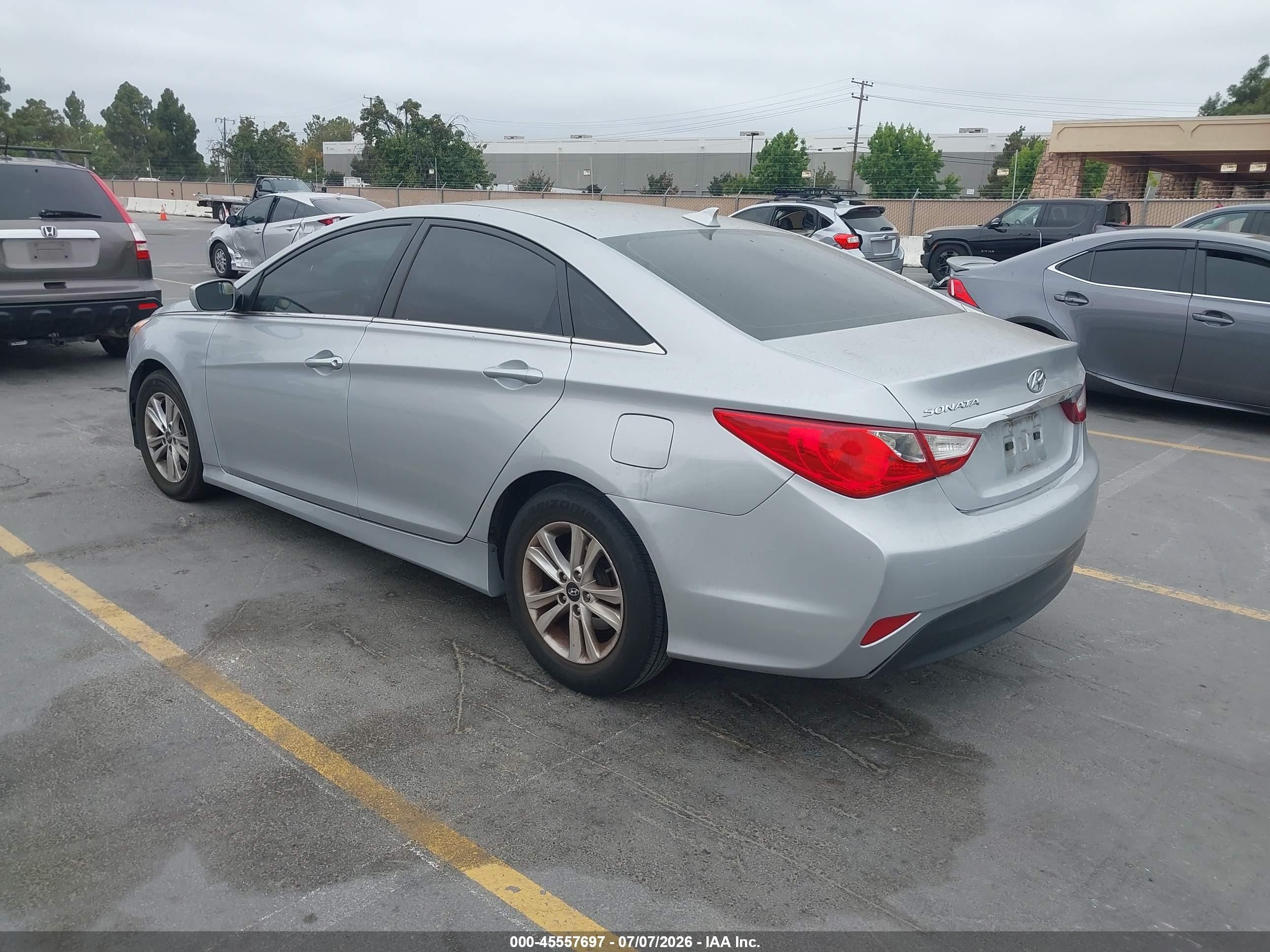 2014 Hyundai Sonata Gls Silver vin: 5NPEB4AC3EH925060