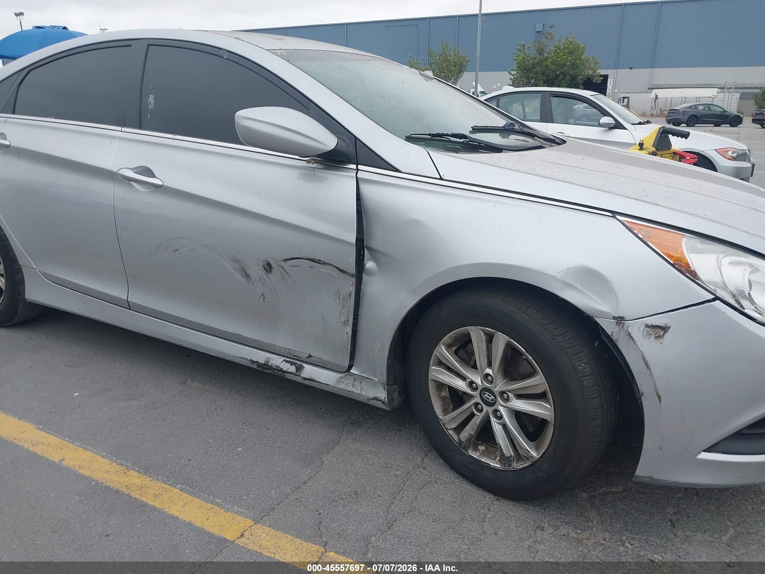 2014 Hyundai Sonata Gls Silver vin: 5NPEB4AC3EH925060