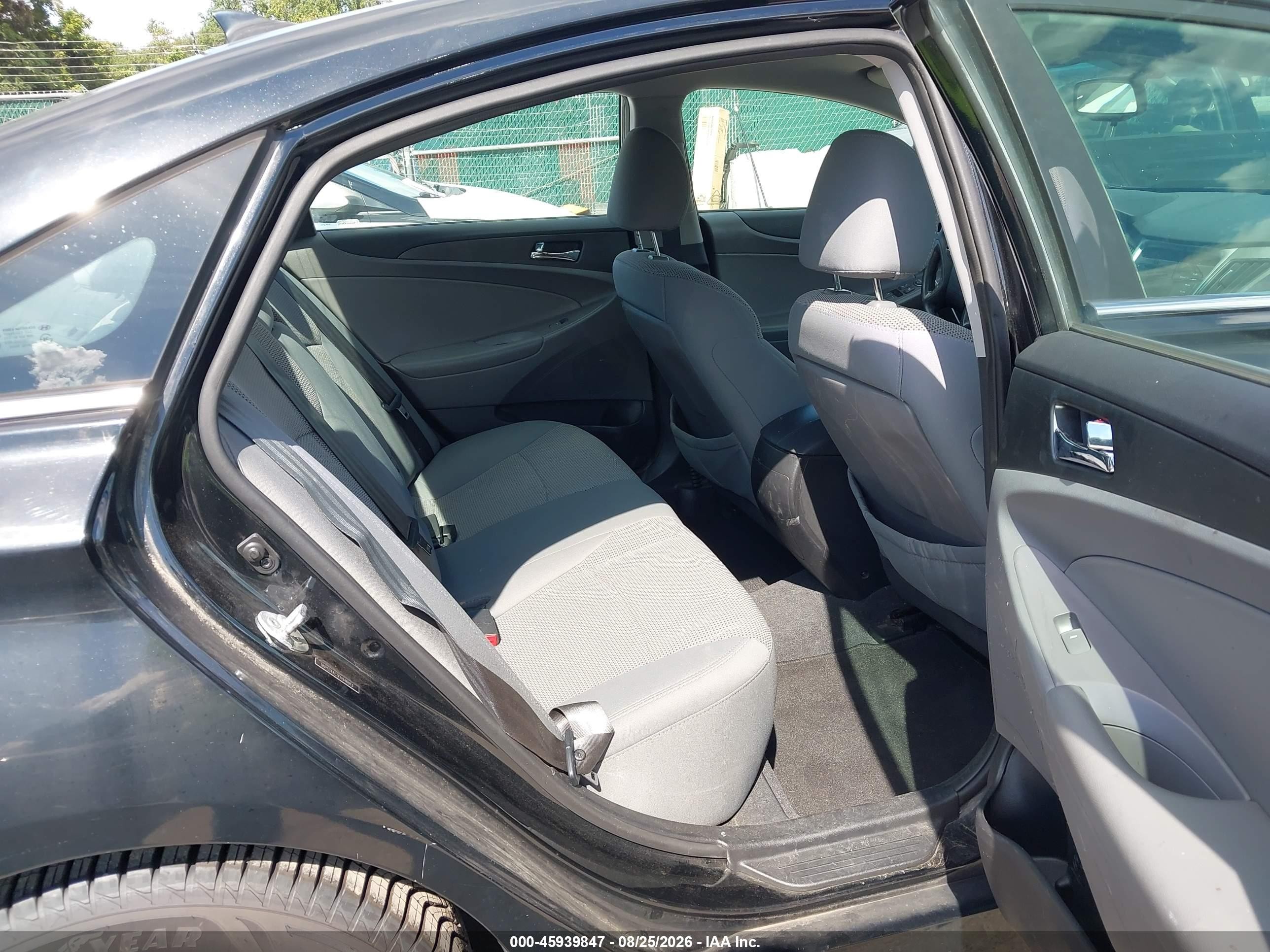 2014 Hyundai Sonata Gls Black vin: 5NPEB4AC3EH946913