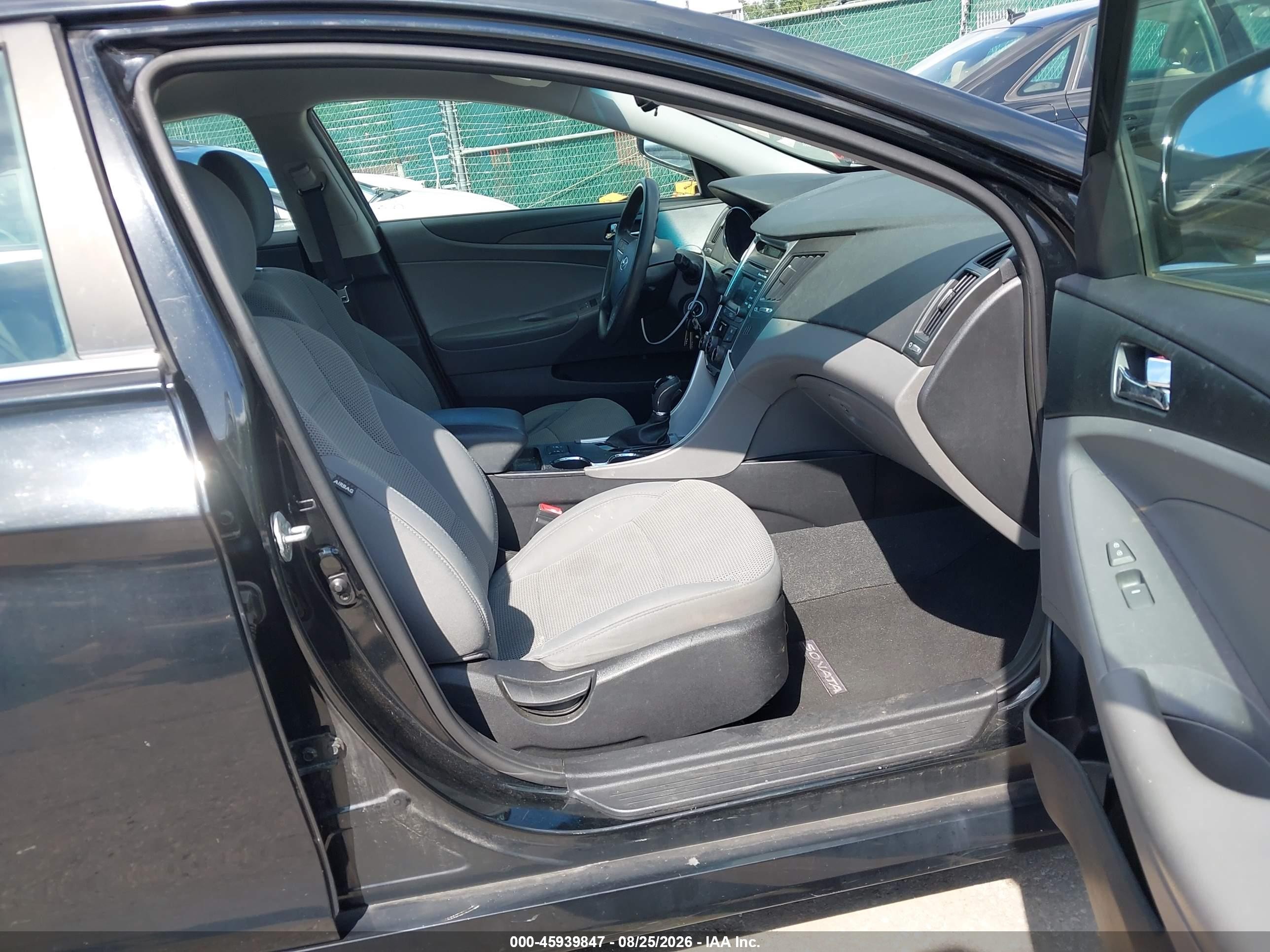 2014 Hyundai Sonata Gls Black vin: 5NPEB4AC3EH946913