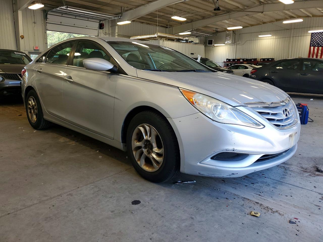 2011 Hyundai Sonata Gls Silver vin: 5NPEB4AC4BH055878