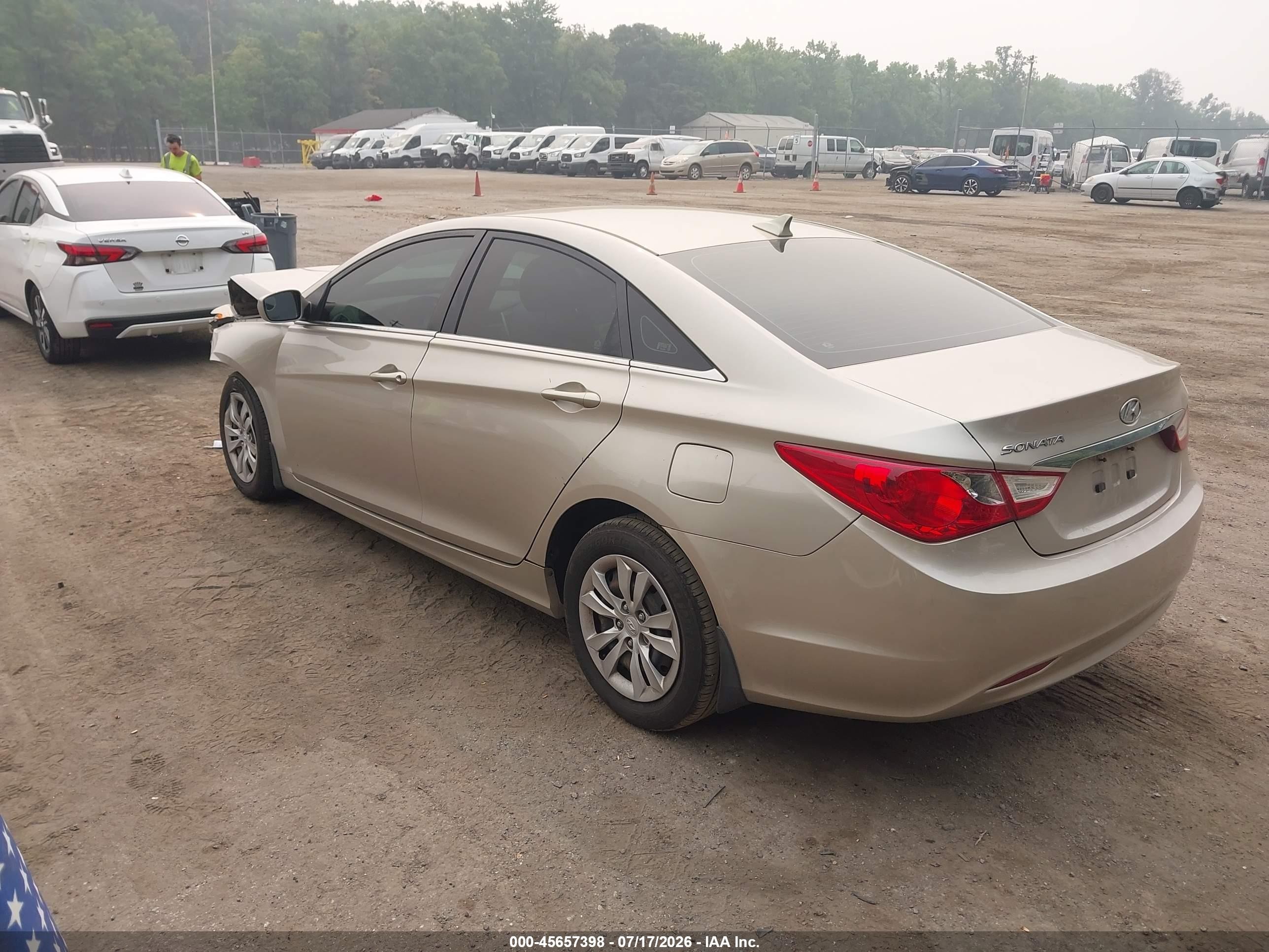 2011 Hyundai Sonata Gls Silver vin: 5NPEB4AC4BH099329