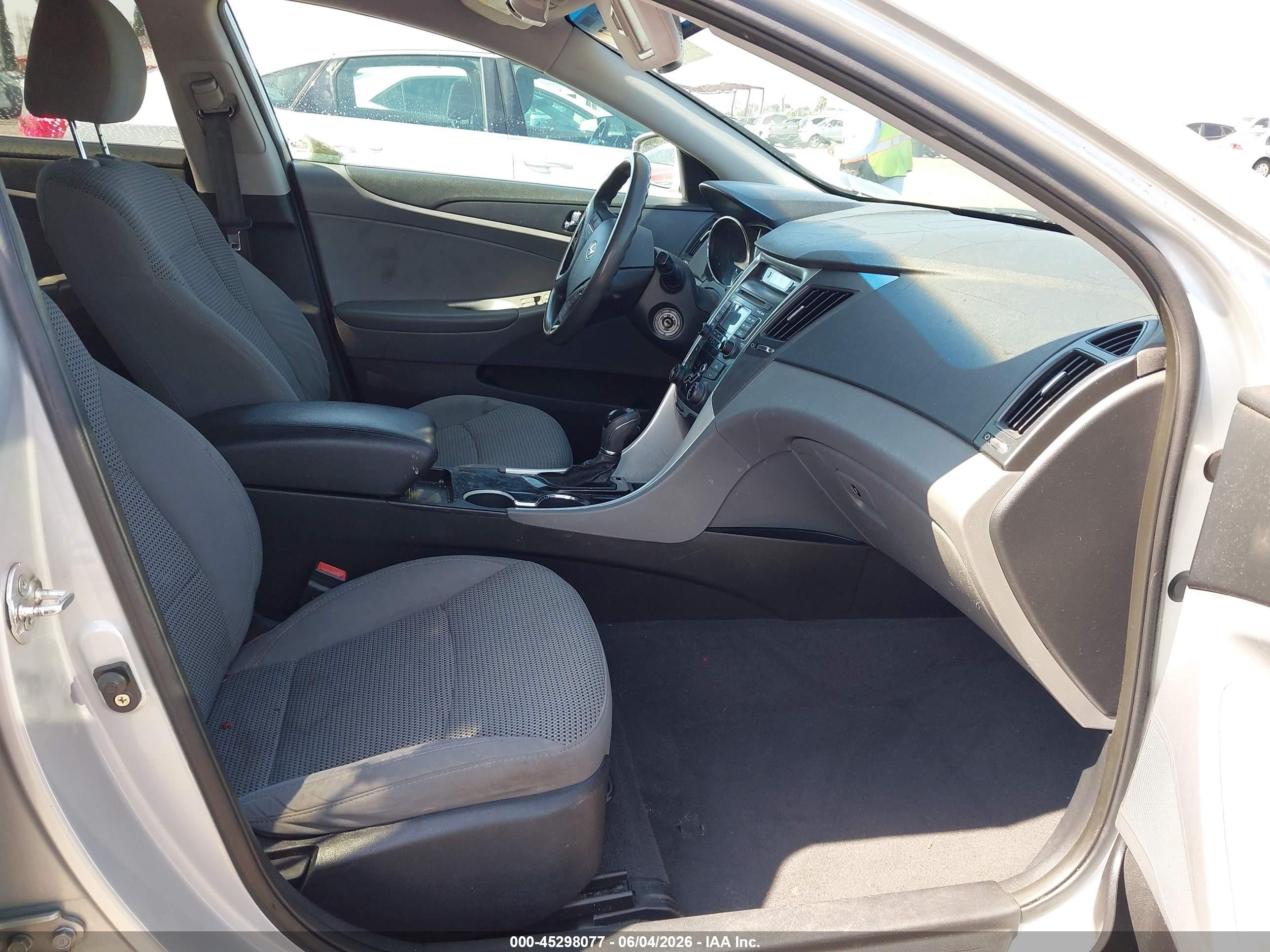 2011 Hyundai Sonata Gls Silver vin: 5NPEB4AC4BH133138