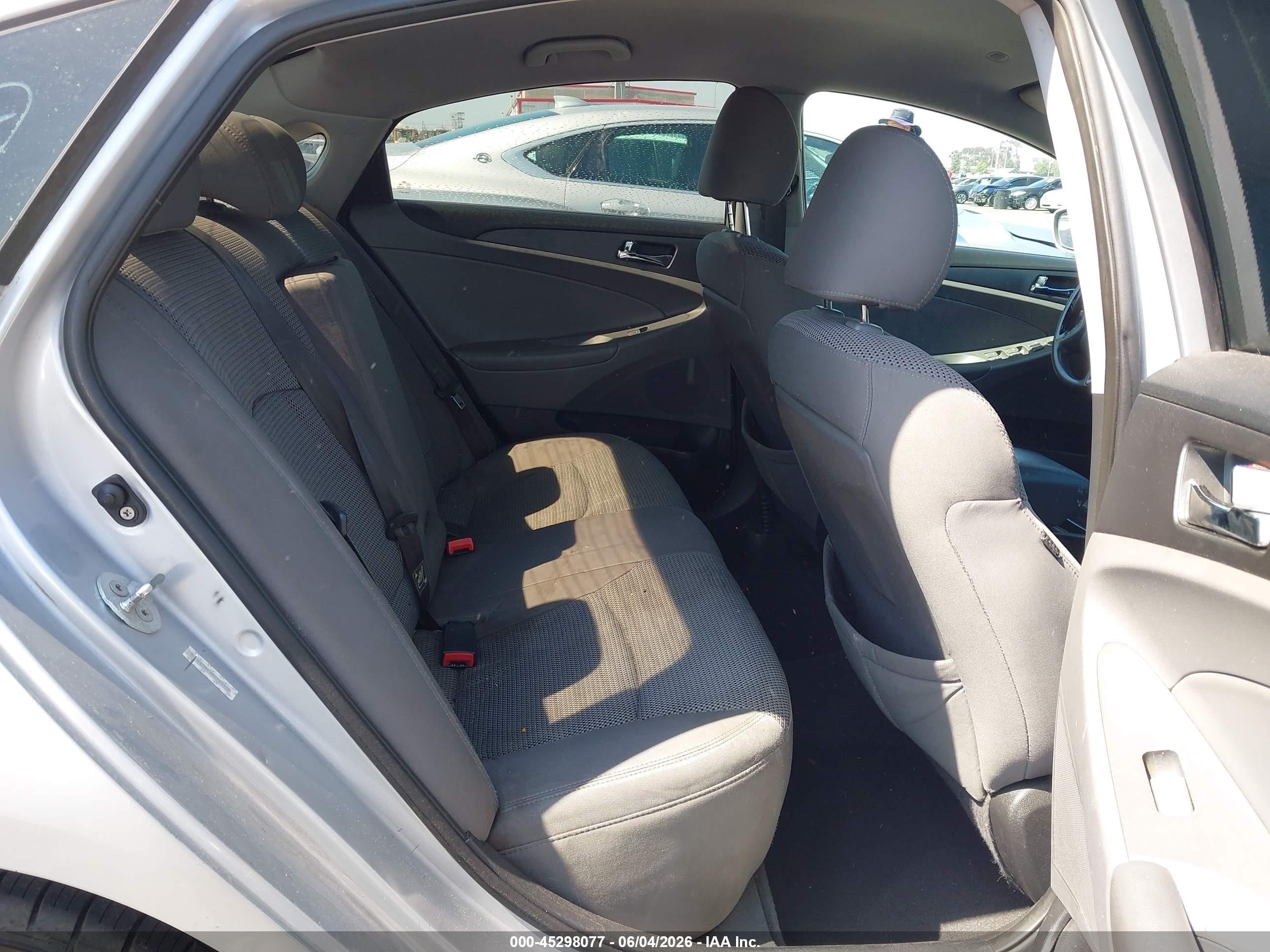 2011 Hyundai Sonata Gls Silver vin: 5NPEB4AC4BH133138