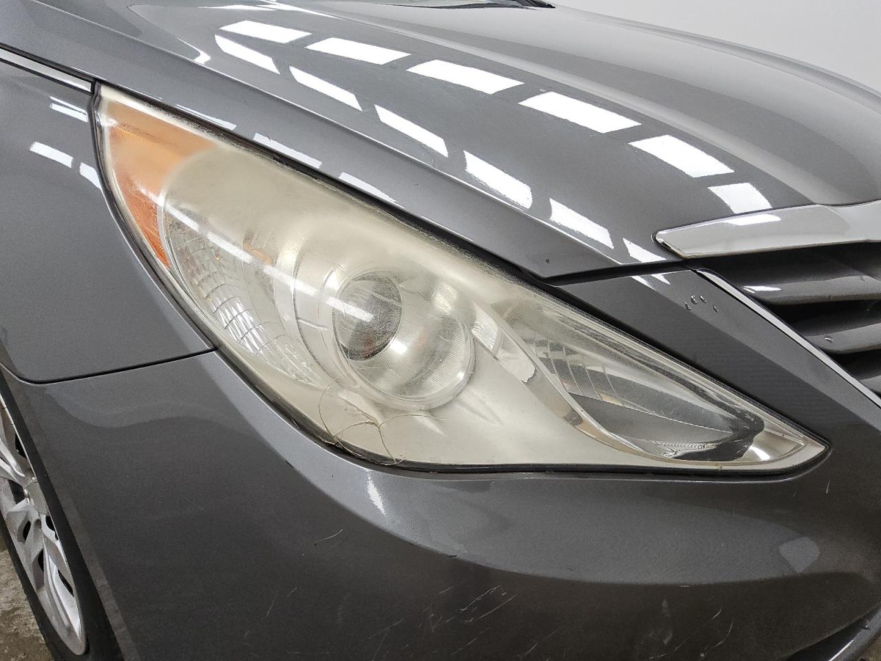 2011 Hyundai Sonata Gls Gray vin: 5NPEB4AC4BH221316 Damage: Right Head Lamp, Broken, Replacement Required