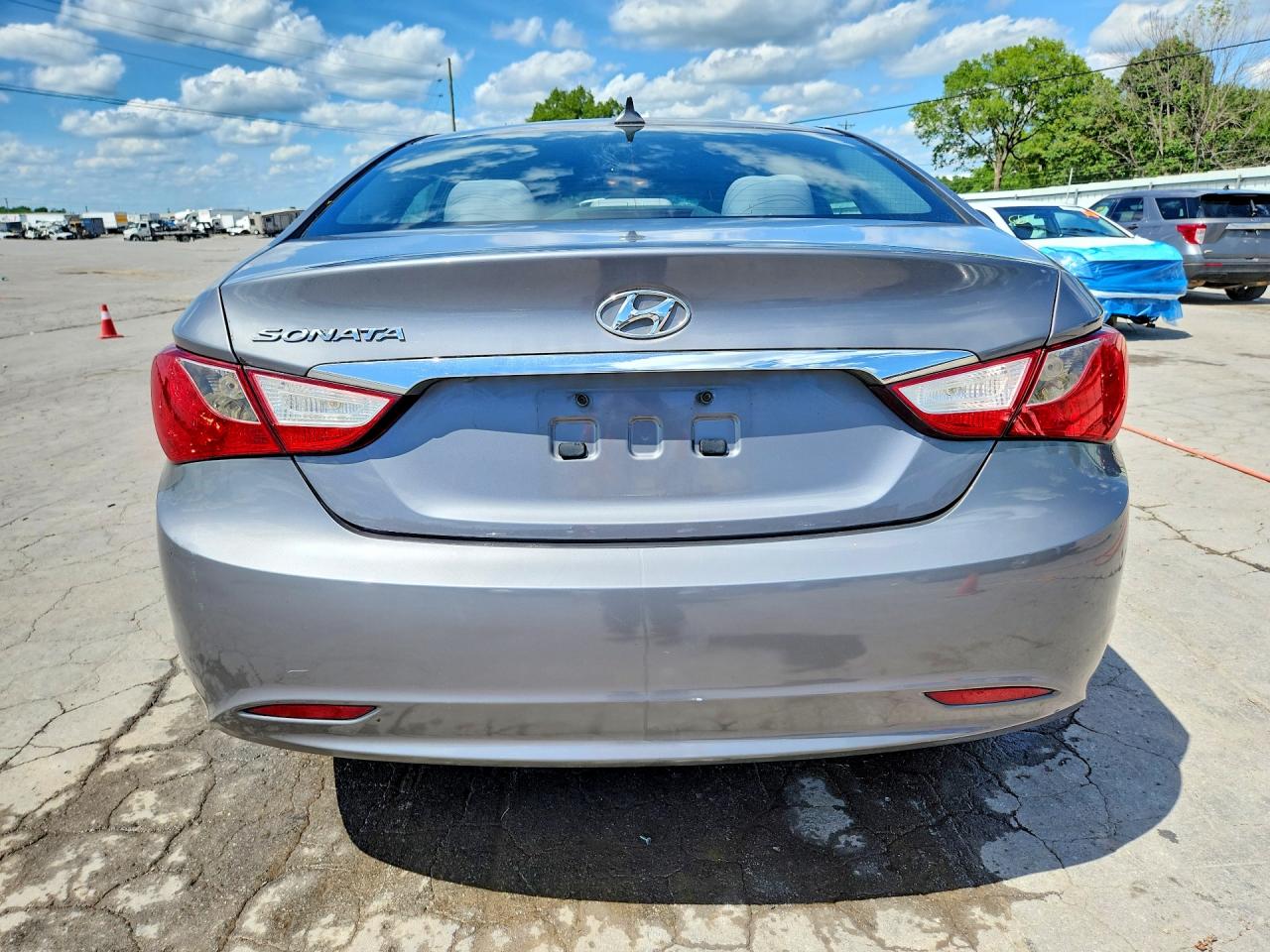 2012 Hyundai Sonata Gls Silver vin: 5NPEB4AC4CH320719