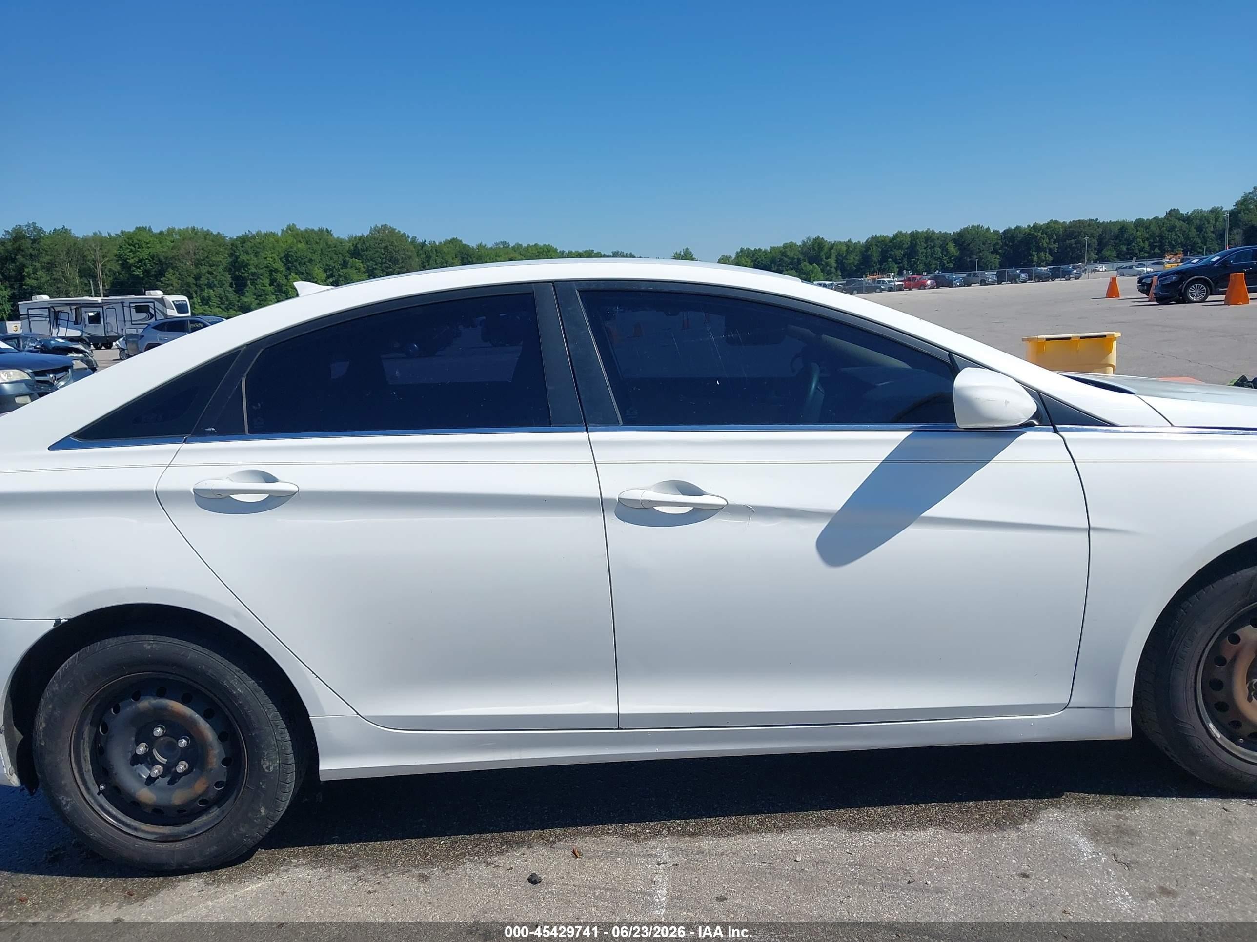 2012 Hyundai Sonata Gls Белый vin: 5NPEB4AC4CH365241