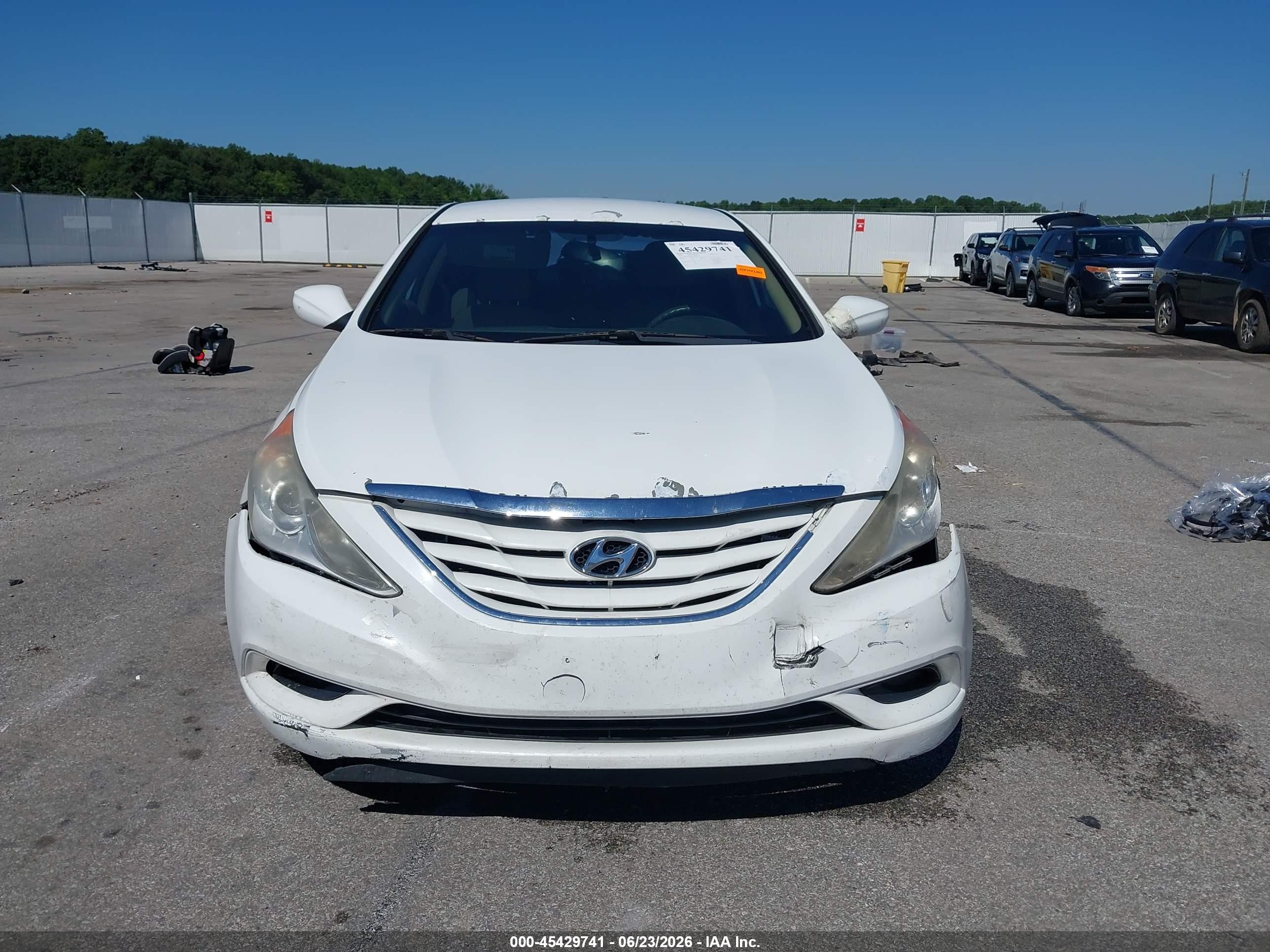 2012 Hyundai Sonata Gls Белый vin: 5NPEB4AC4CH365241