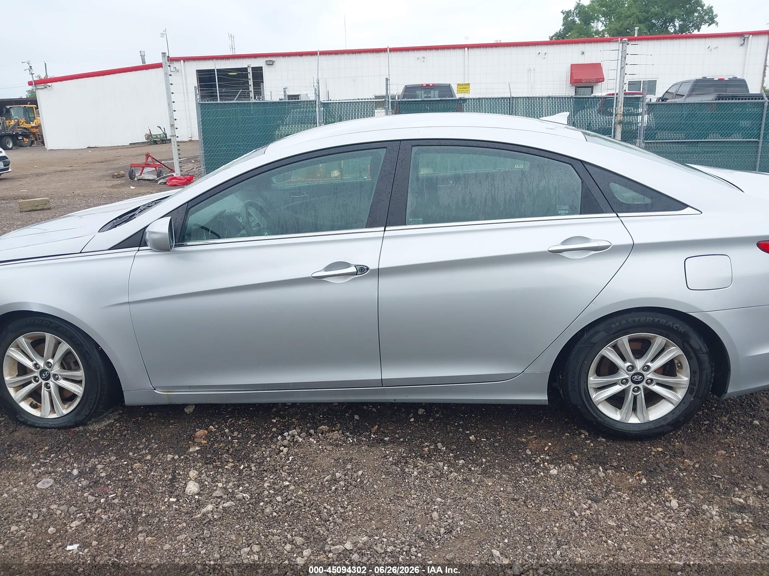 2012 Hyundai Sonata Gls Silver vin: 5NPEB4AC4CH425602