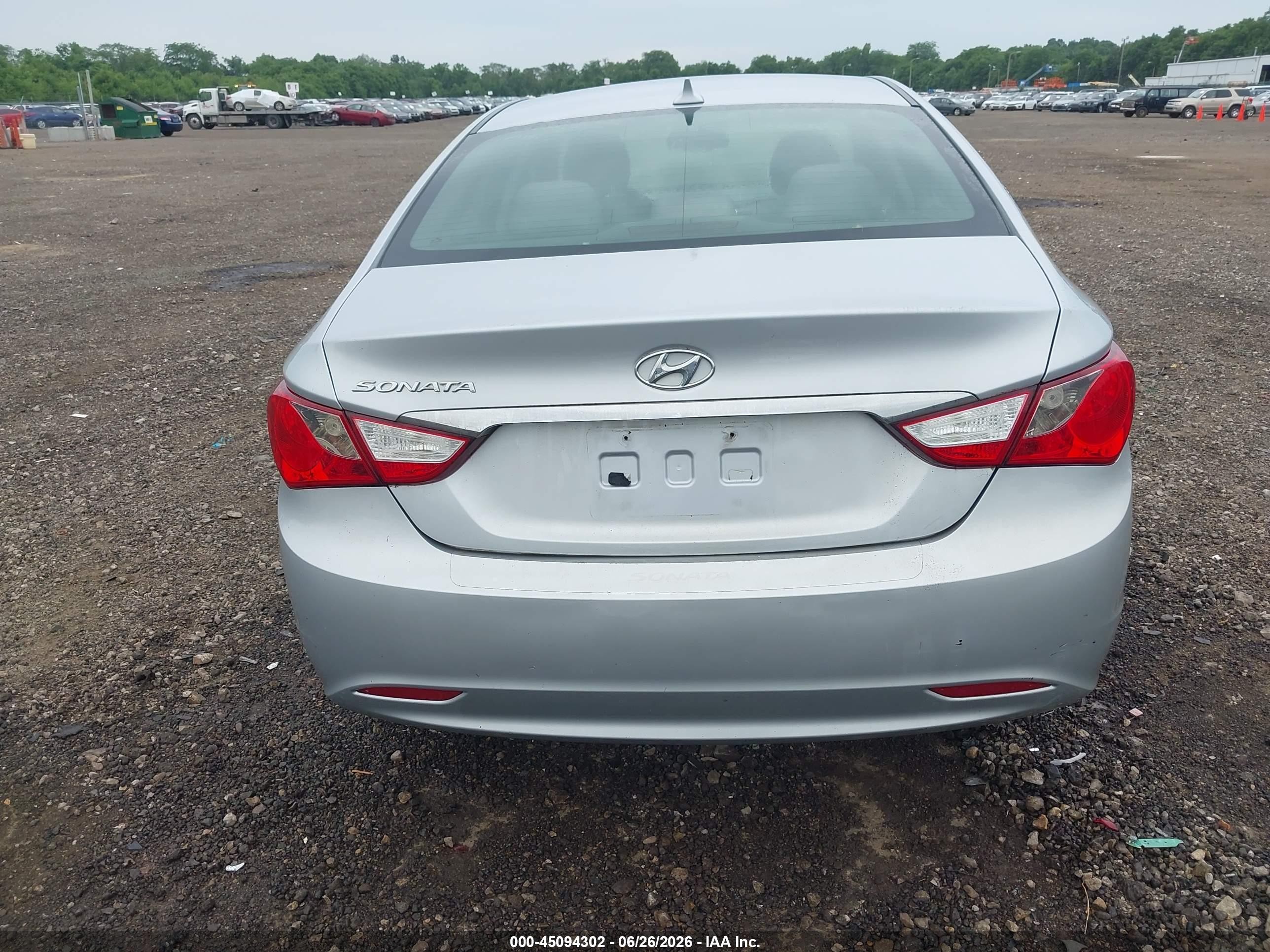 2012 Hyundai Sonata Gls Silver vin: 5NPEB4AC4CH425602