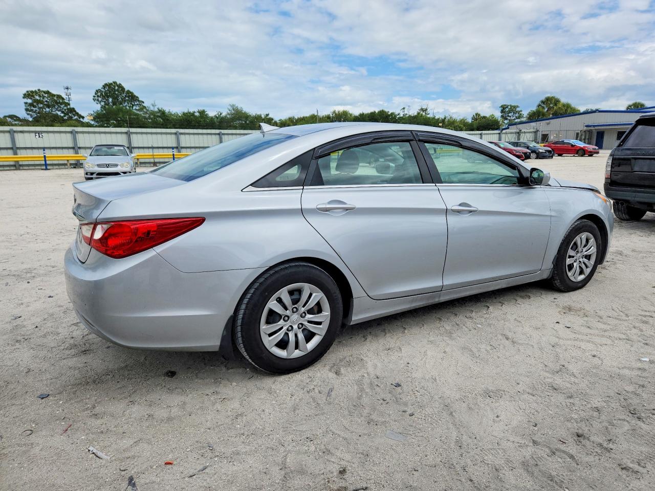 2012 Hyundai Sonata Gls Silver vin: 5NPEB4AC4CH436101