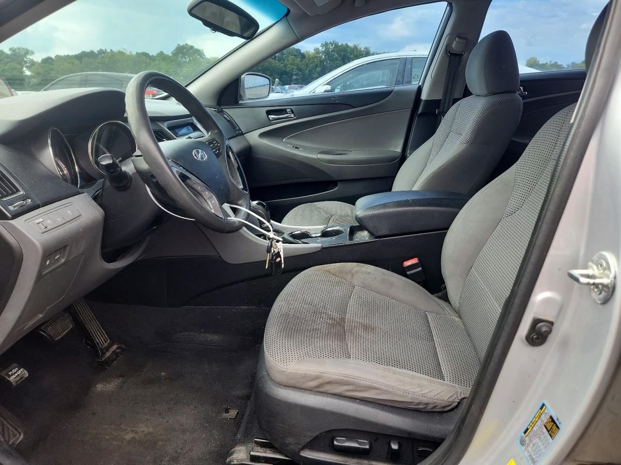 2012 Hyundai Sonata Gls Silver vin: 5NPEB4AC4CH482186