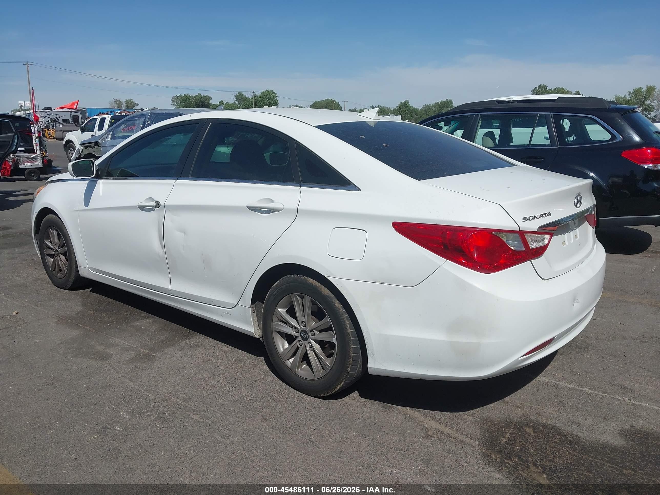 2012 Hyundai Sonata Gls White vin: 5NPEB4AC4CH489106