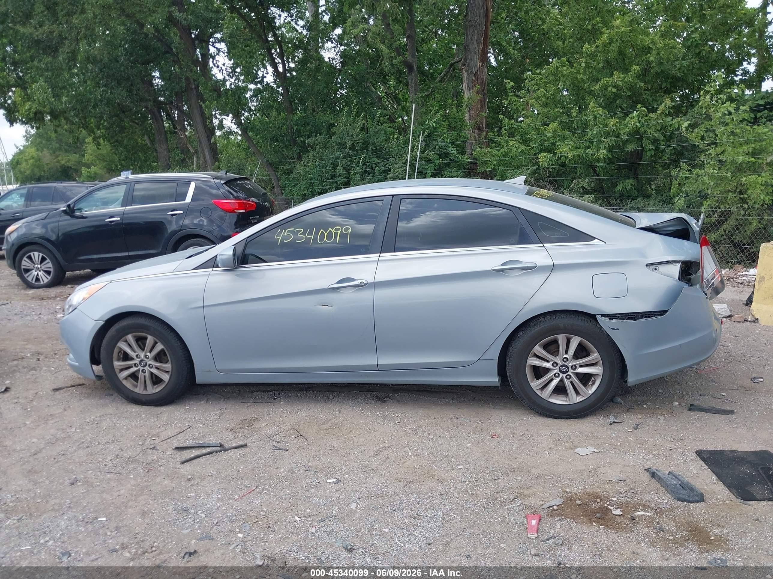2013 Hyundai Sonata Gls Light Blue vin: 5NPEB4AC4DH571841