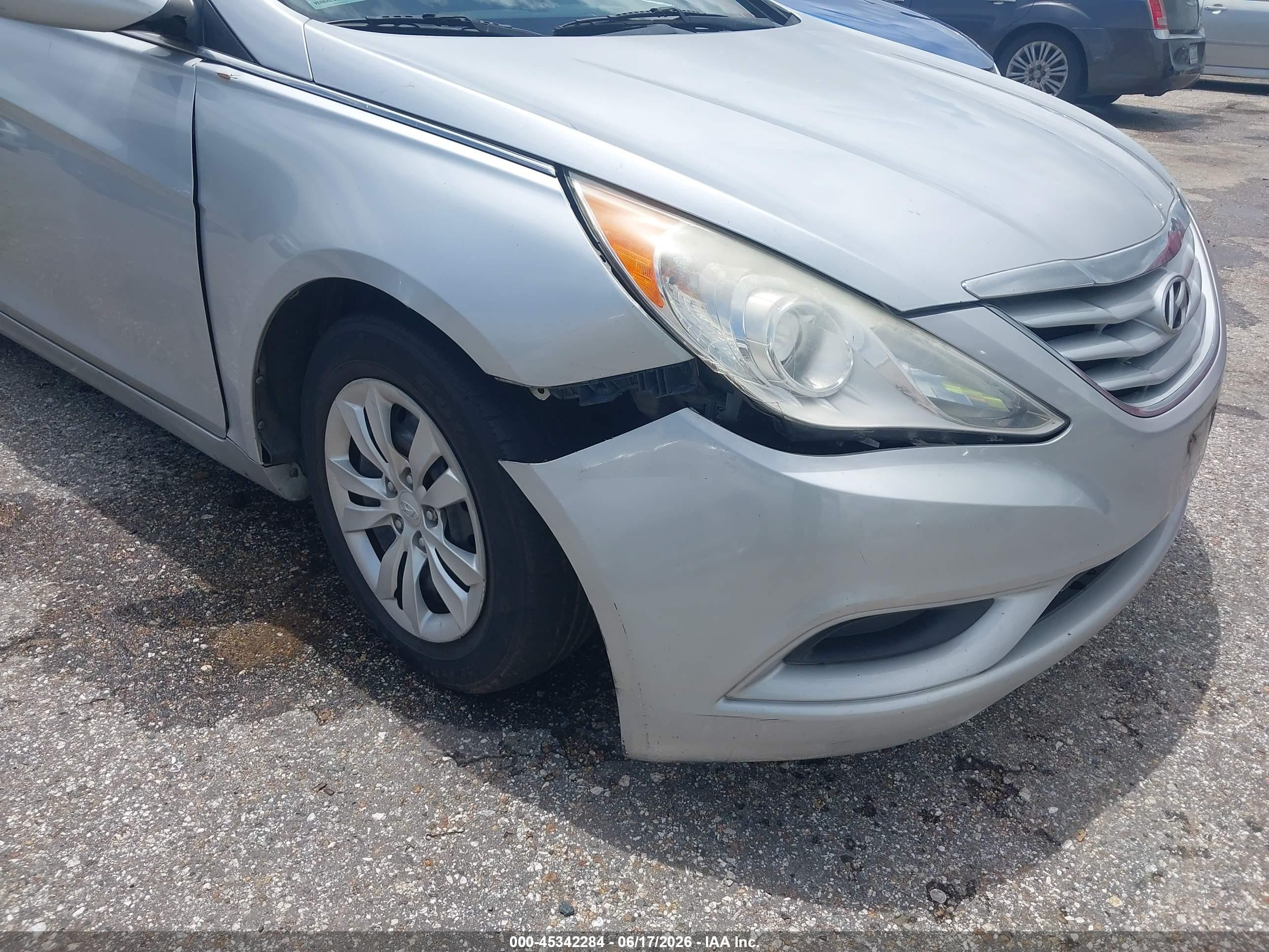 2013 Hyundai Sonata Gls Silver vin: 5NPEB4AC4DH606264