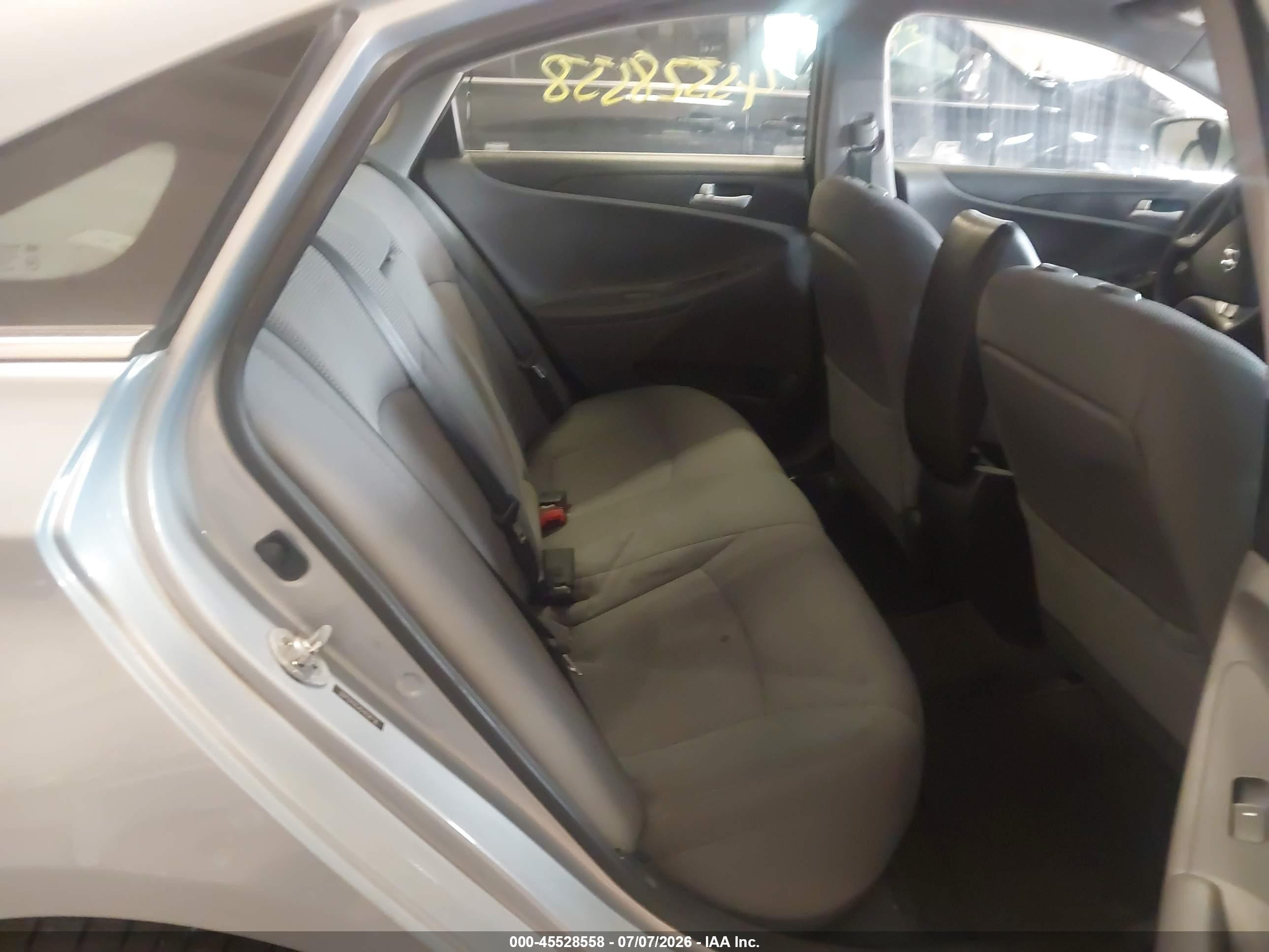 2013 Hyundai Sonata Gls Серый vin: 5NPEB4AC4DH658736