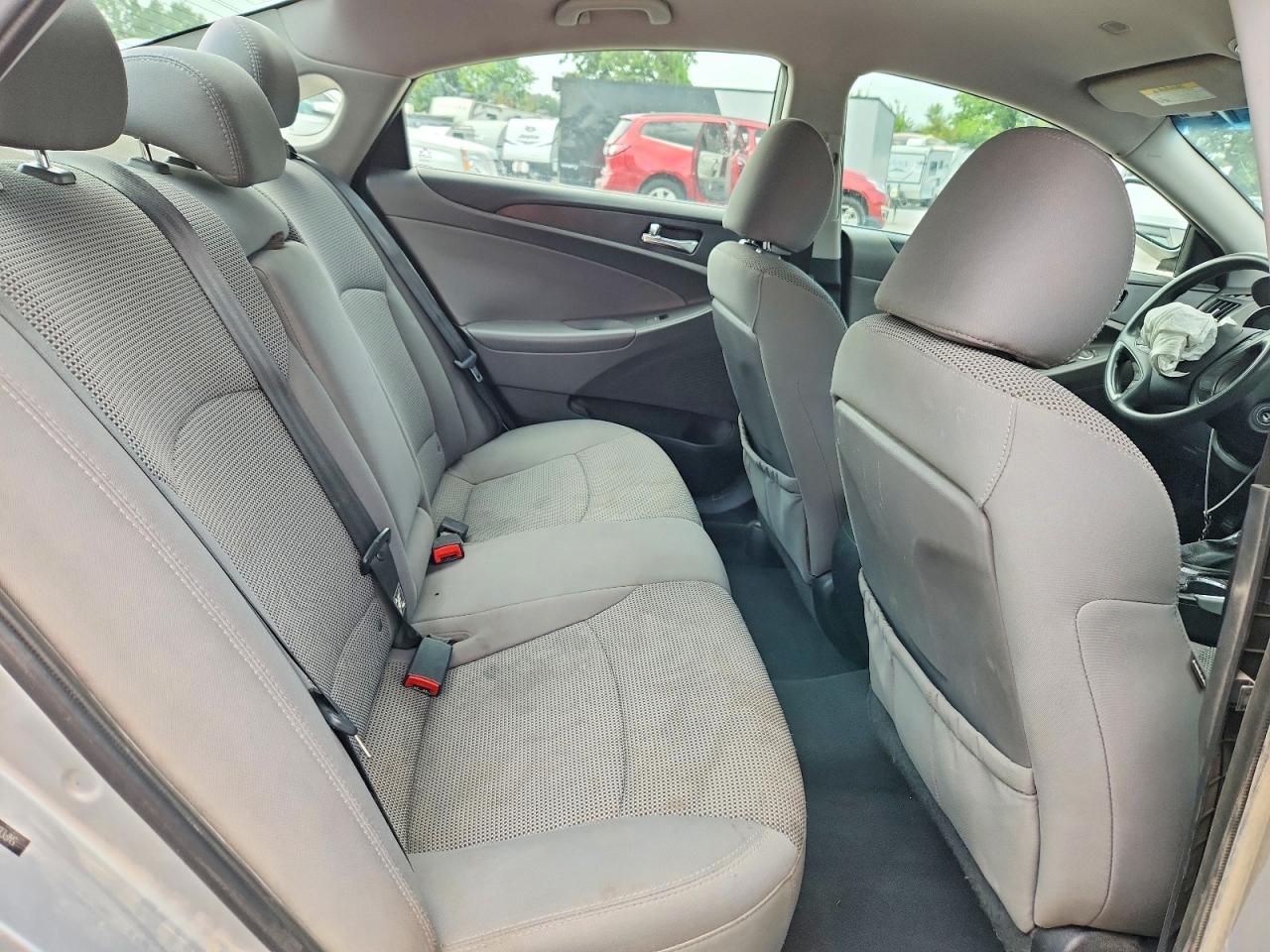 2013 Hyundai Sonata Gls Silver vin: 5NPEB4AC4DH665525