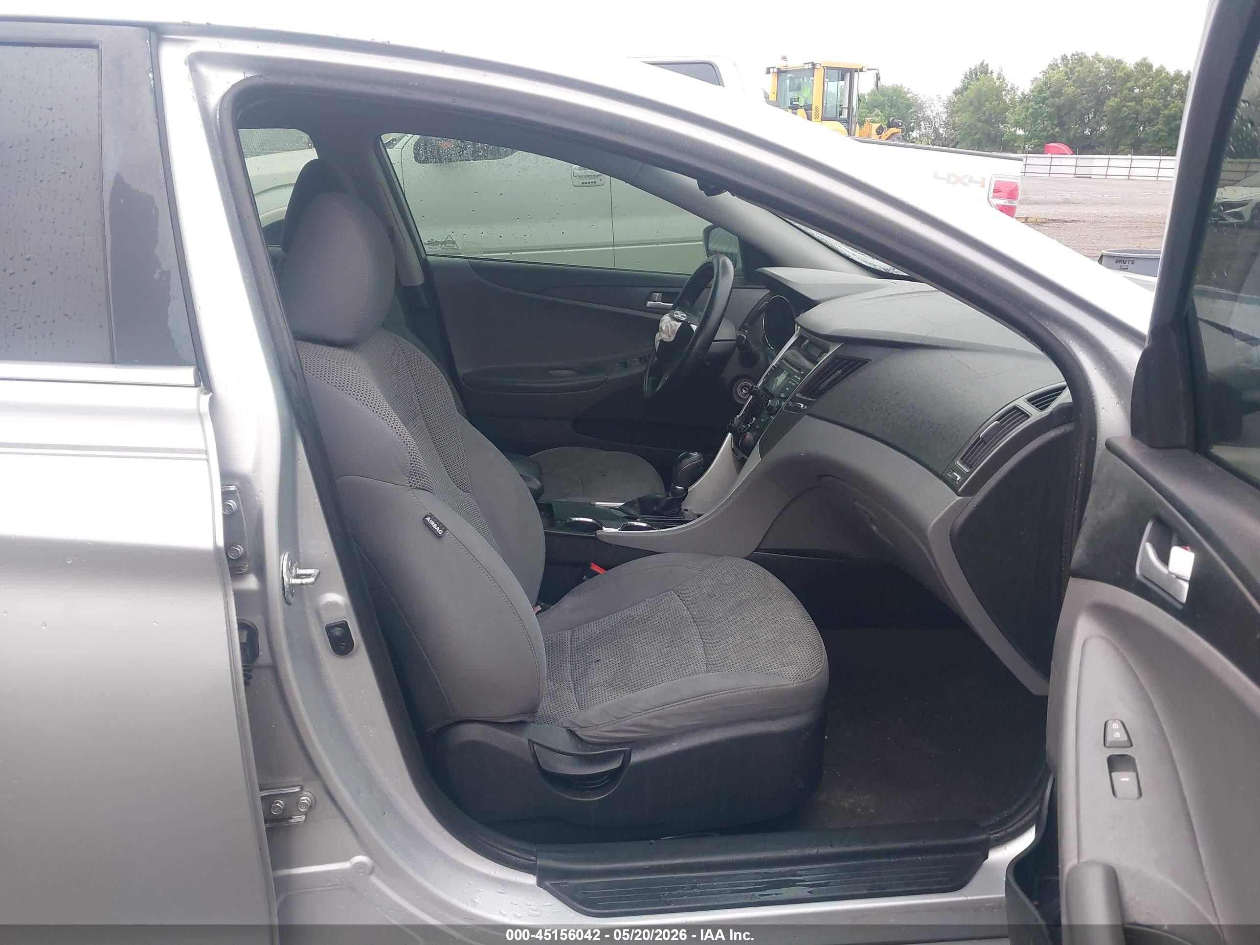 2013 Hyundai Sonata Gls Silver vin: 5NPEB4AC4DH754608