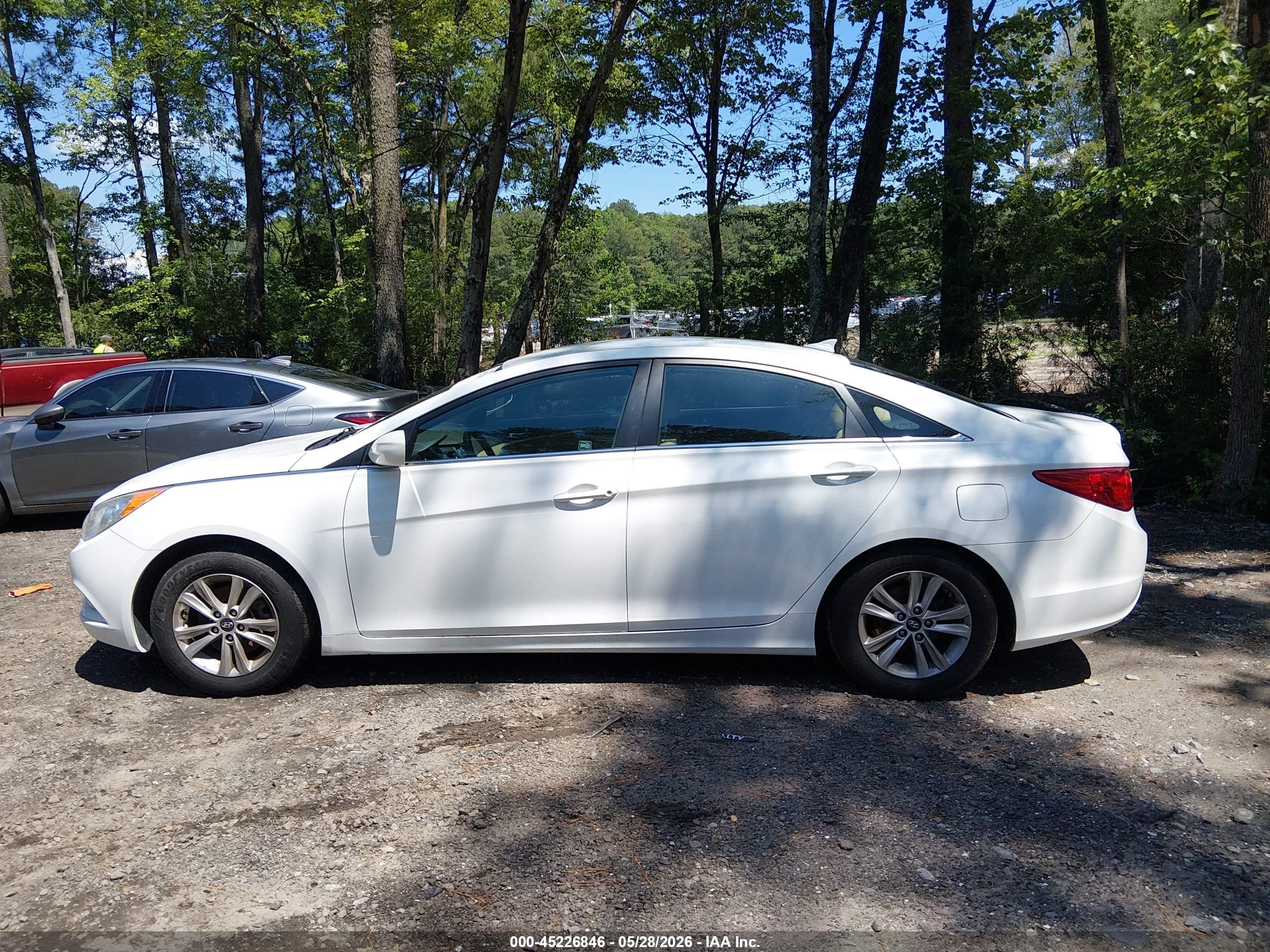 2013 Hyundai Sonata Gls White vin: 5NPEB4AC4DH773692