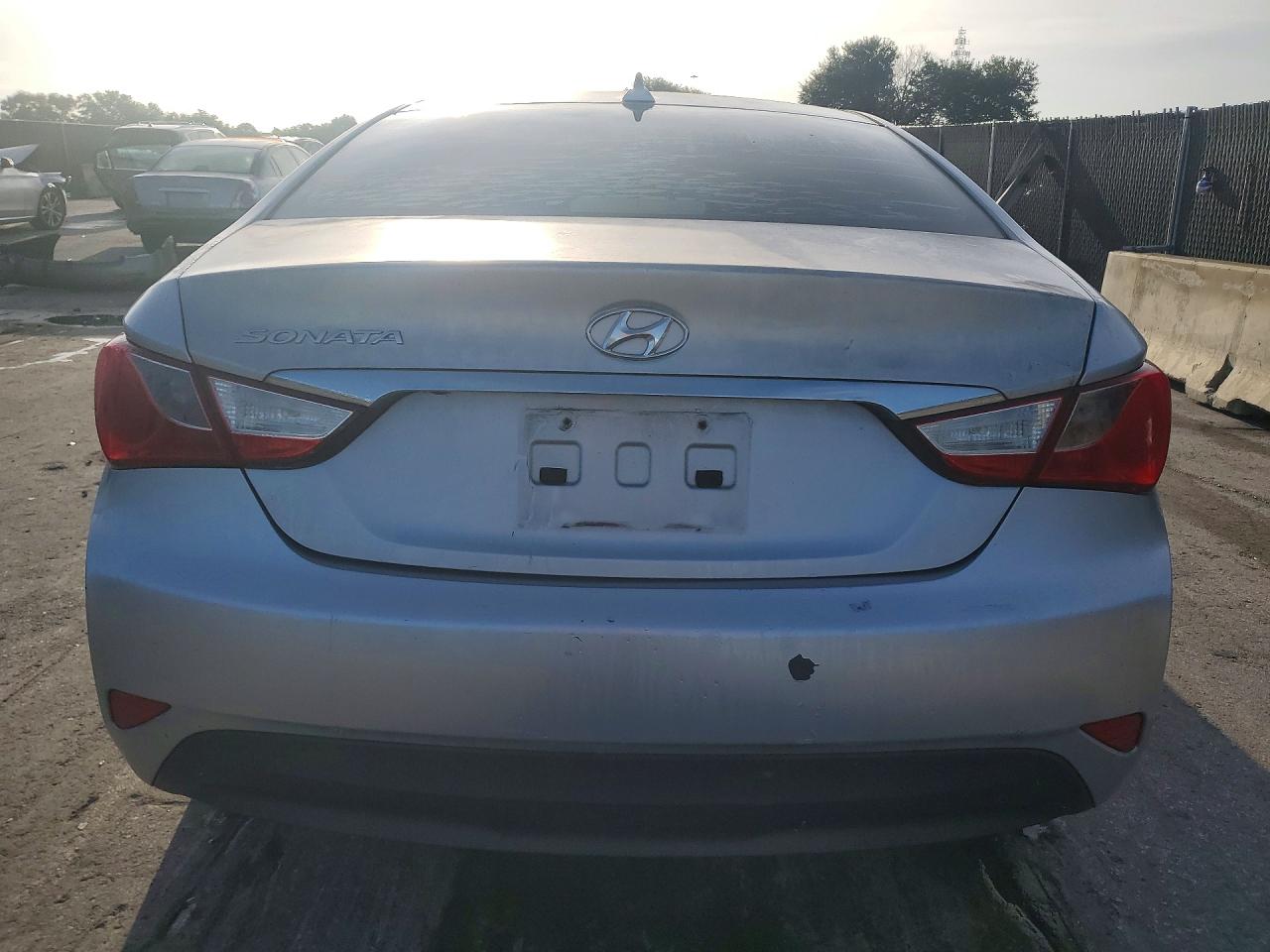 2014 Hyundai Sonata Gls Silver vin: 5NPEB4AC4EH840342