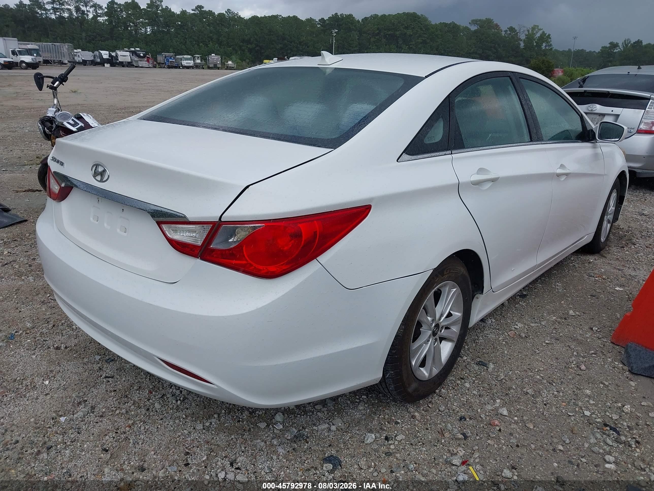 2014 Hyundai Sonata Gls Белый vin: 5NPEB4AC4EH872613