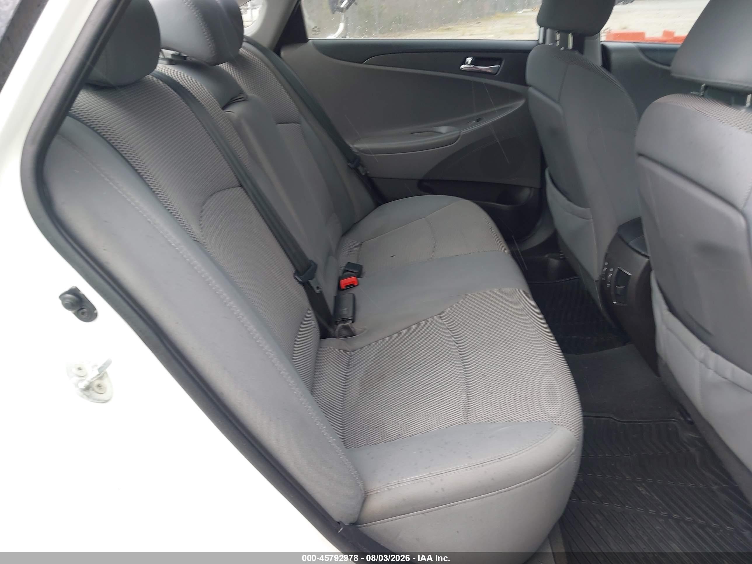 2014 Hyundai Sonata Gls Белый vin: 5NPEB4AC4EH872613