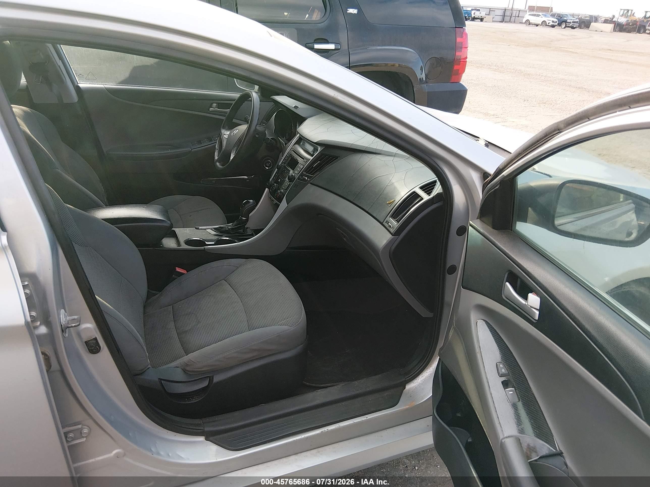 2014 Hyundai Sonata Gls Silver vin: 5NPEB4AC4EH879528