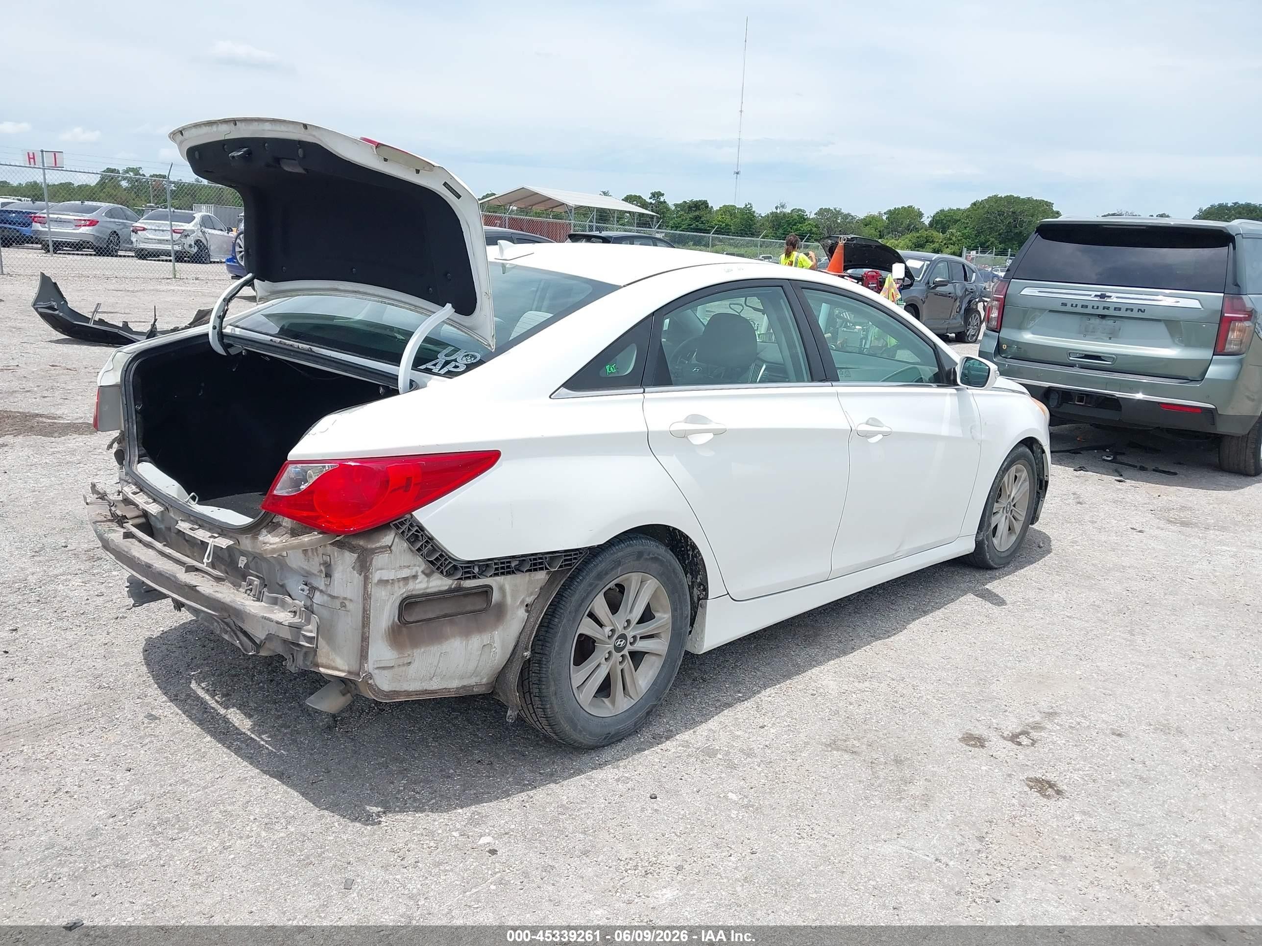 2014 Hyundai Sonata Gls Белый vin: 5NPEB4AC4EH902211