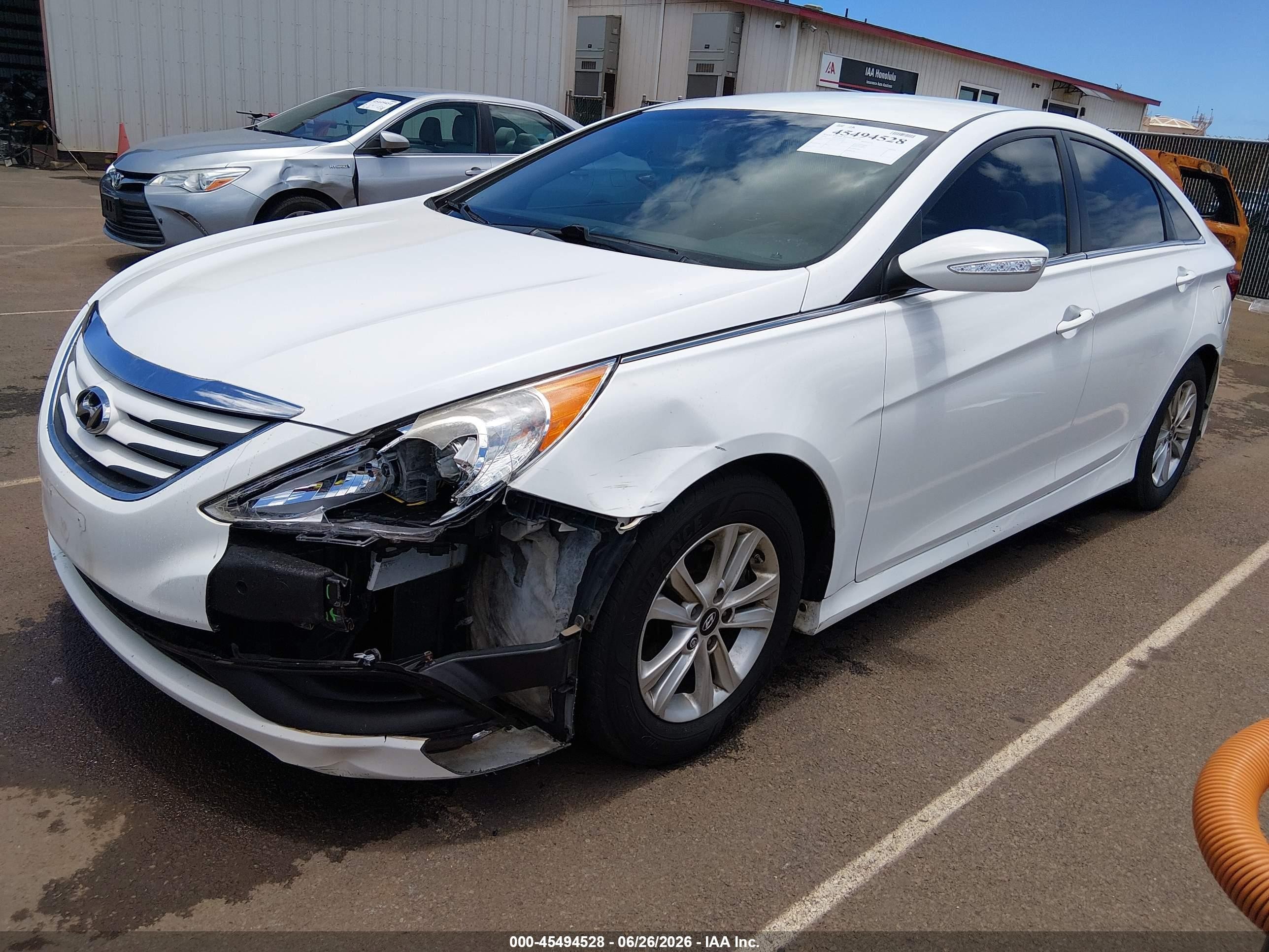 2014 Hyundai Sonata Gls vin: 5NPEB4AC4EH934270