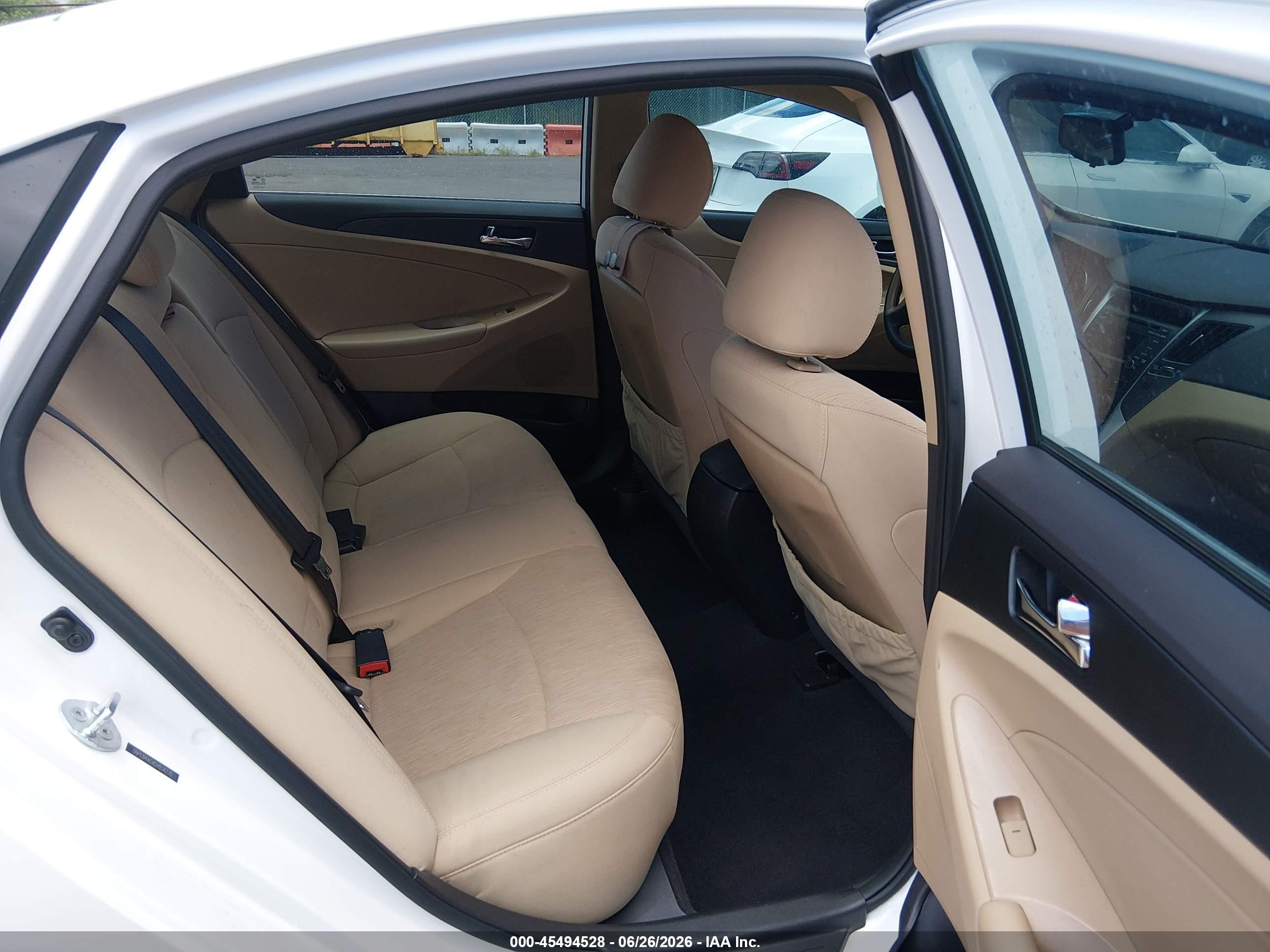 2014 Hyundai Sonata Gls vin: 5NPEB4AC4EH934270