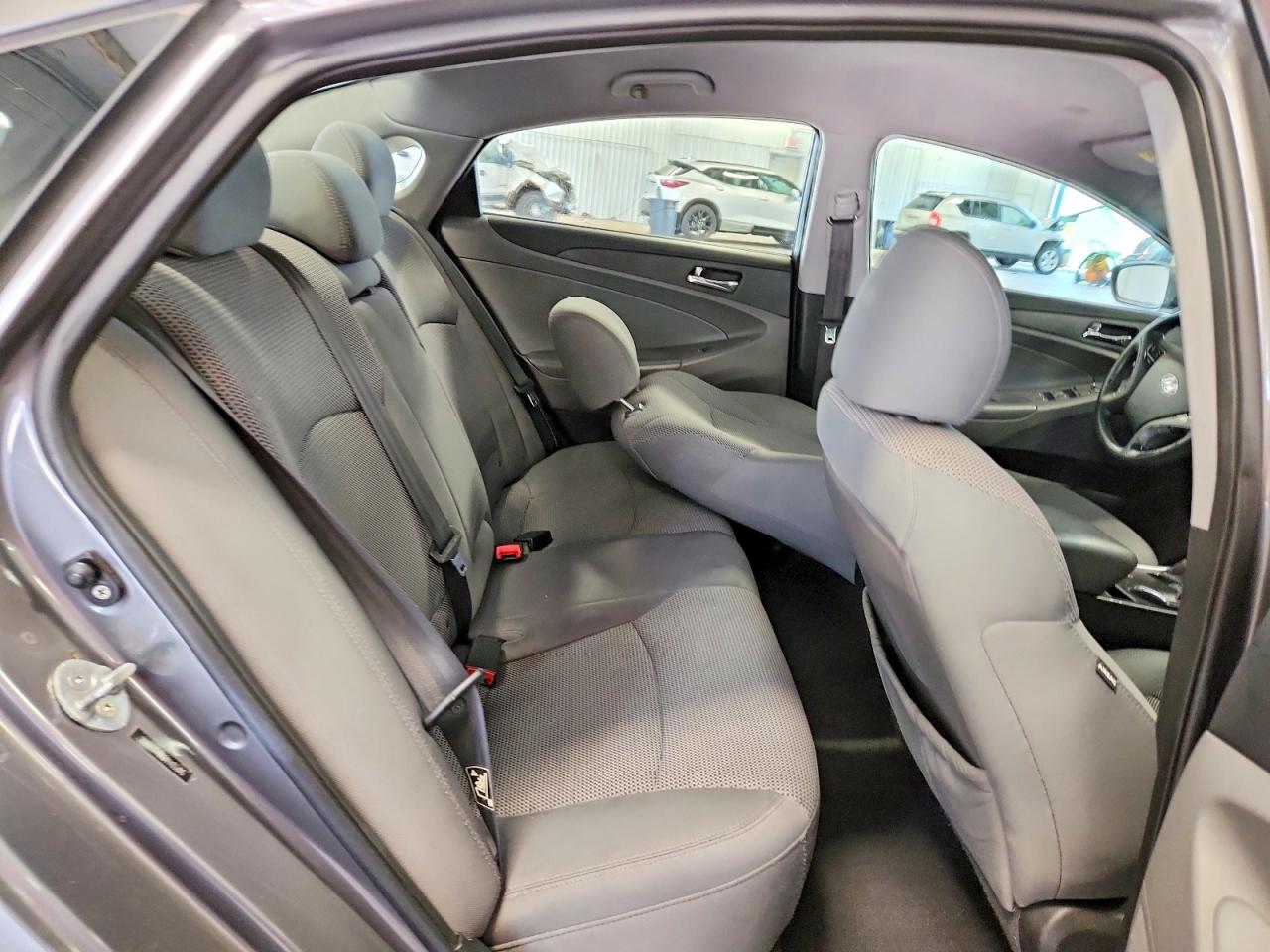 2011 Hyundai Sonata Gls Gray vin: 5NPEB4AC5BH177066