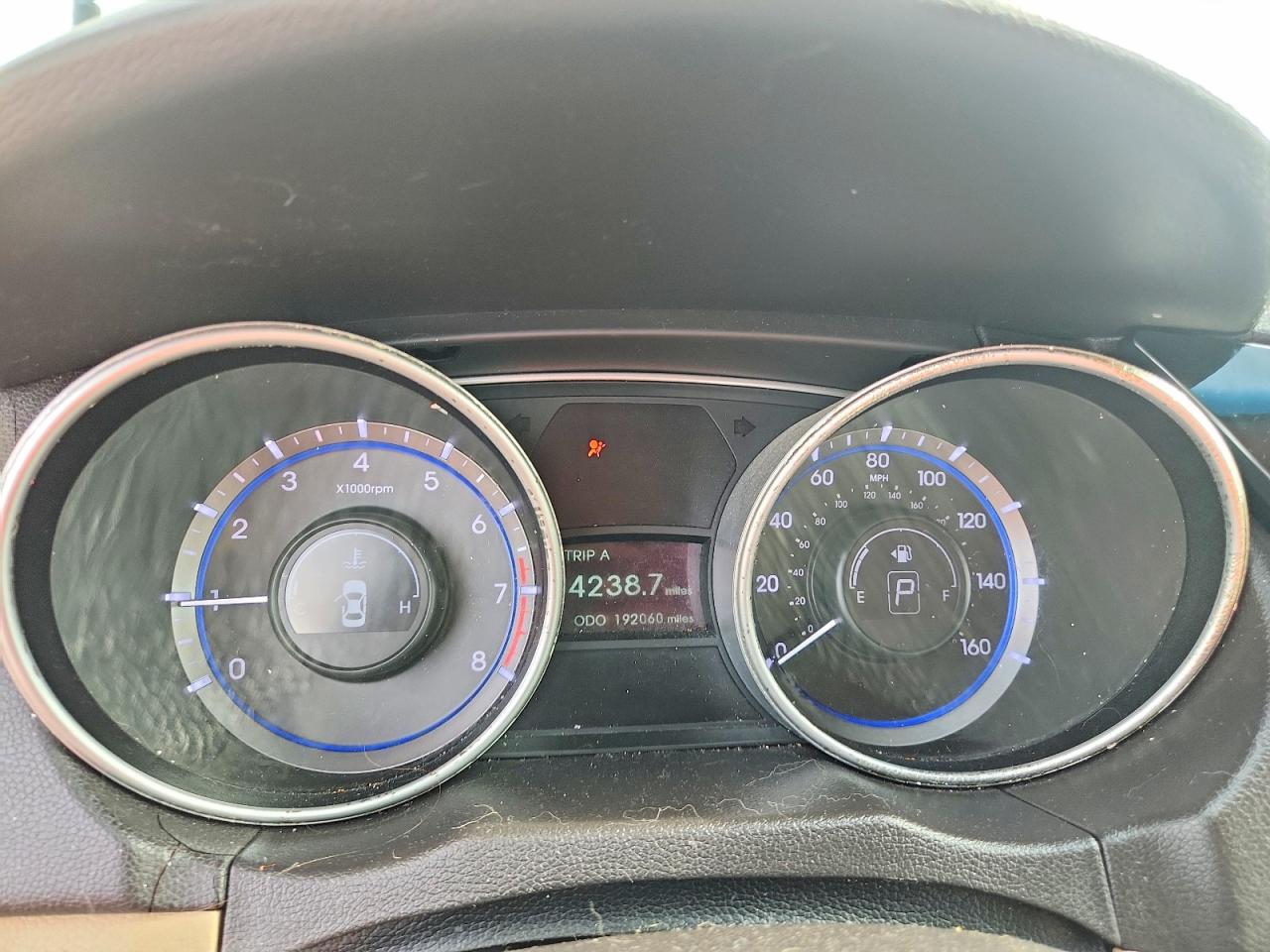 2011 Hyundai Sonata White vin: 5NPEB4AC5BH223950