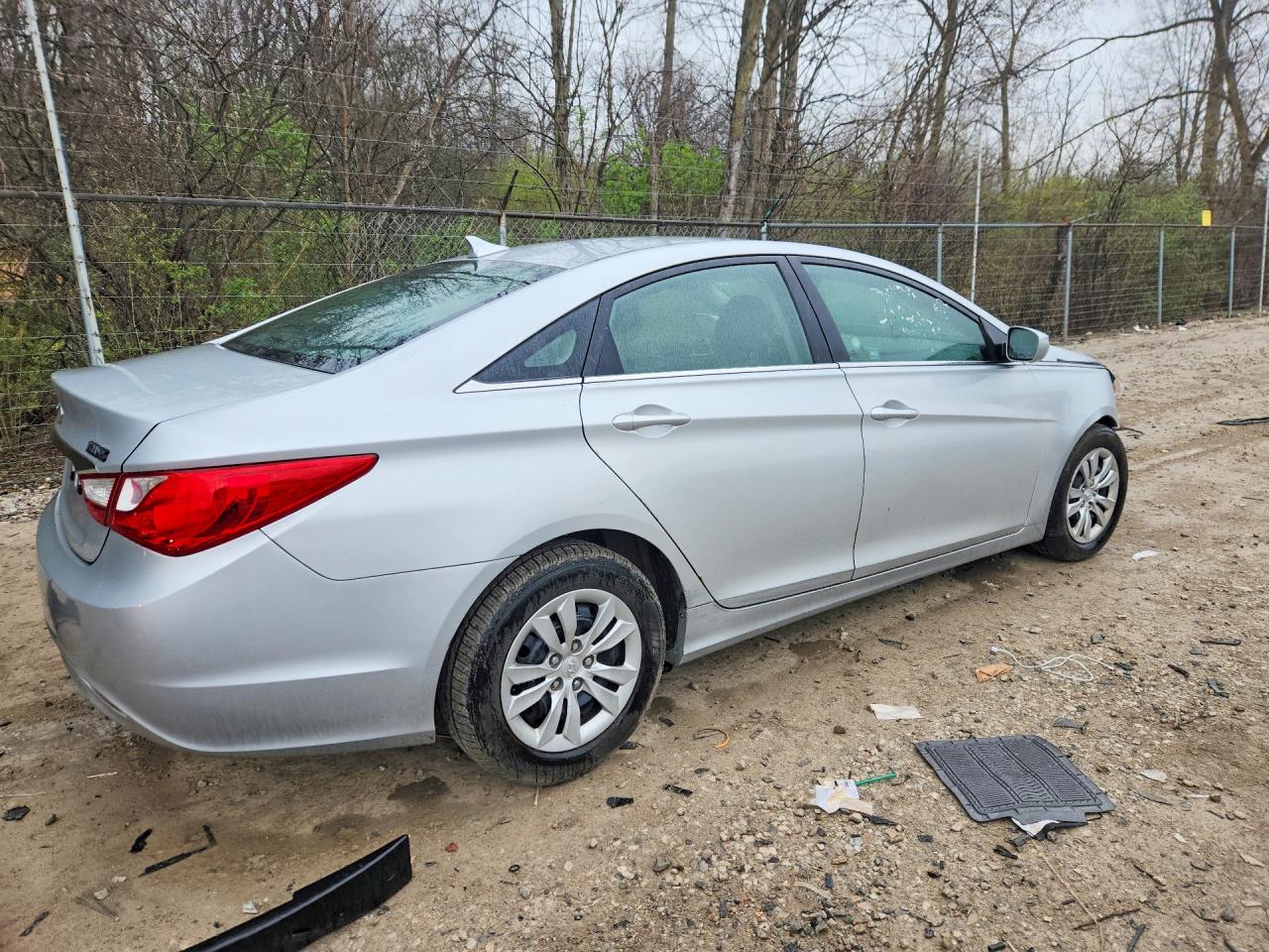 2011 Hyundai Sonata Gls Silver vin: 5NPEB4AC5BH289463