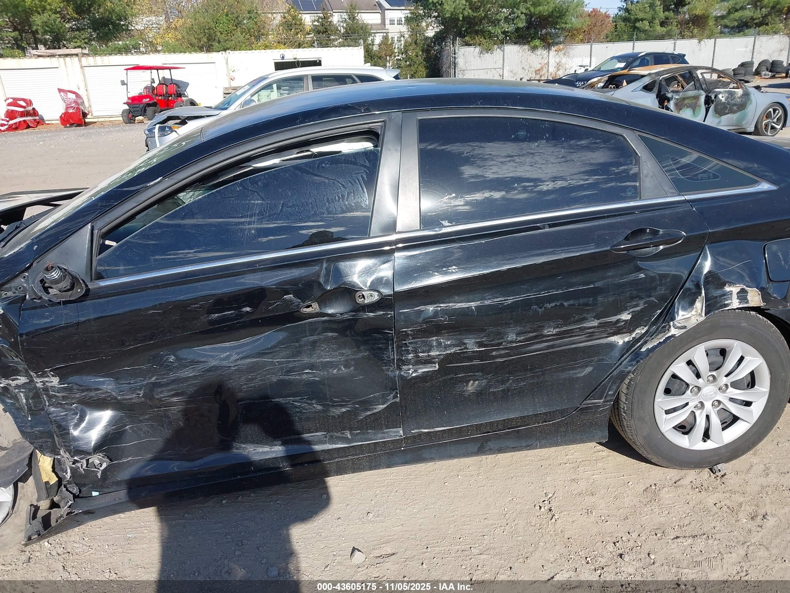 2012 Hyundai Sonata Gls Черный vin: 5NPEB4AC5CH326206