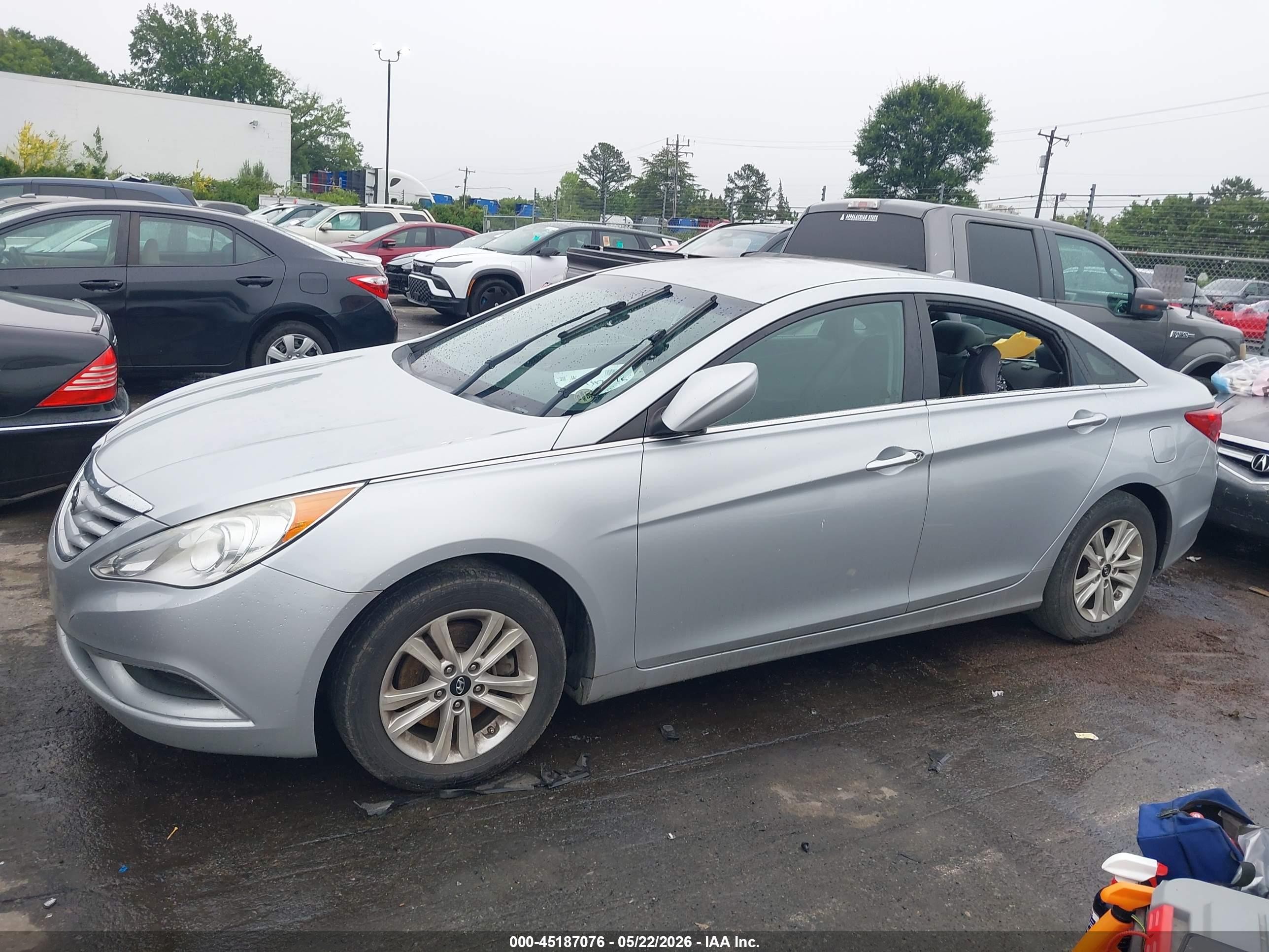 2012 Hyundai Sonata Gls Silver vin: 5NPEB4AC5CH406105