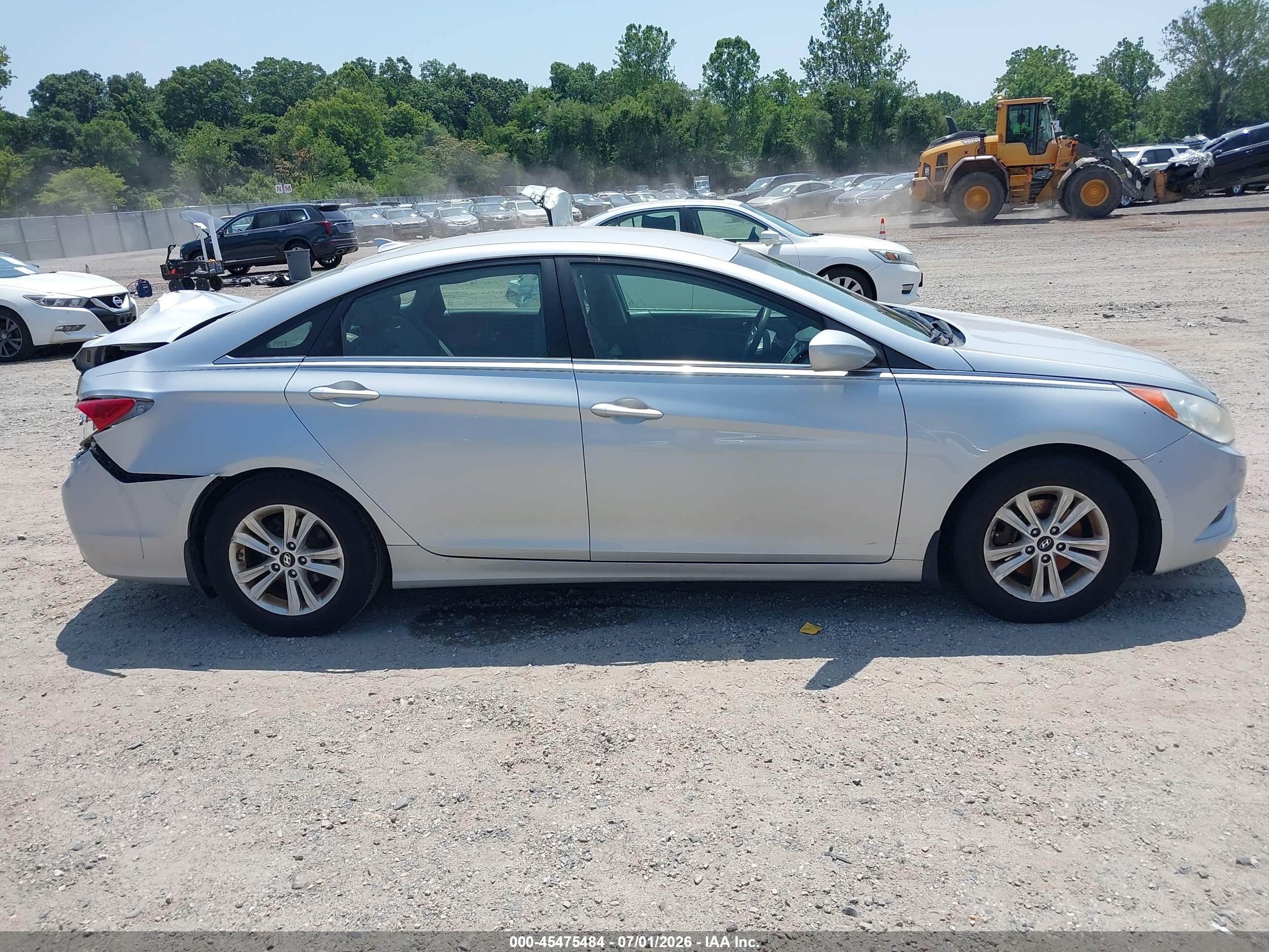 2012 Hyundai Sonata Gls Silver vin: 5NPEB4AC5CH408968