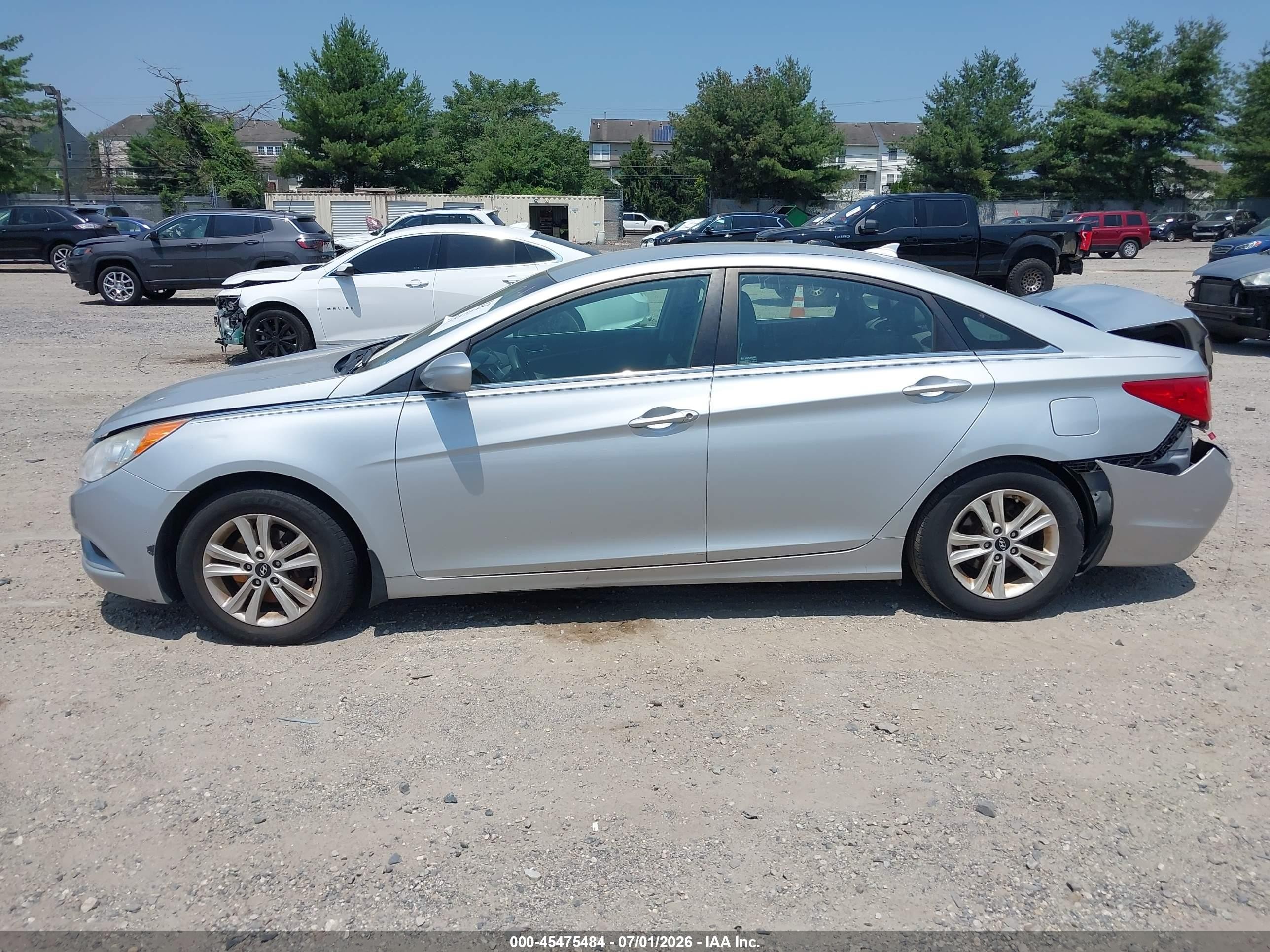 2012 Hyundai Sonata Gls Silver vin: 5NPEB4AC5CH408968