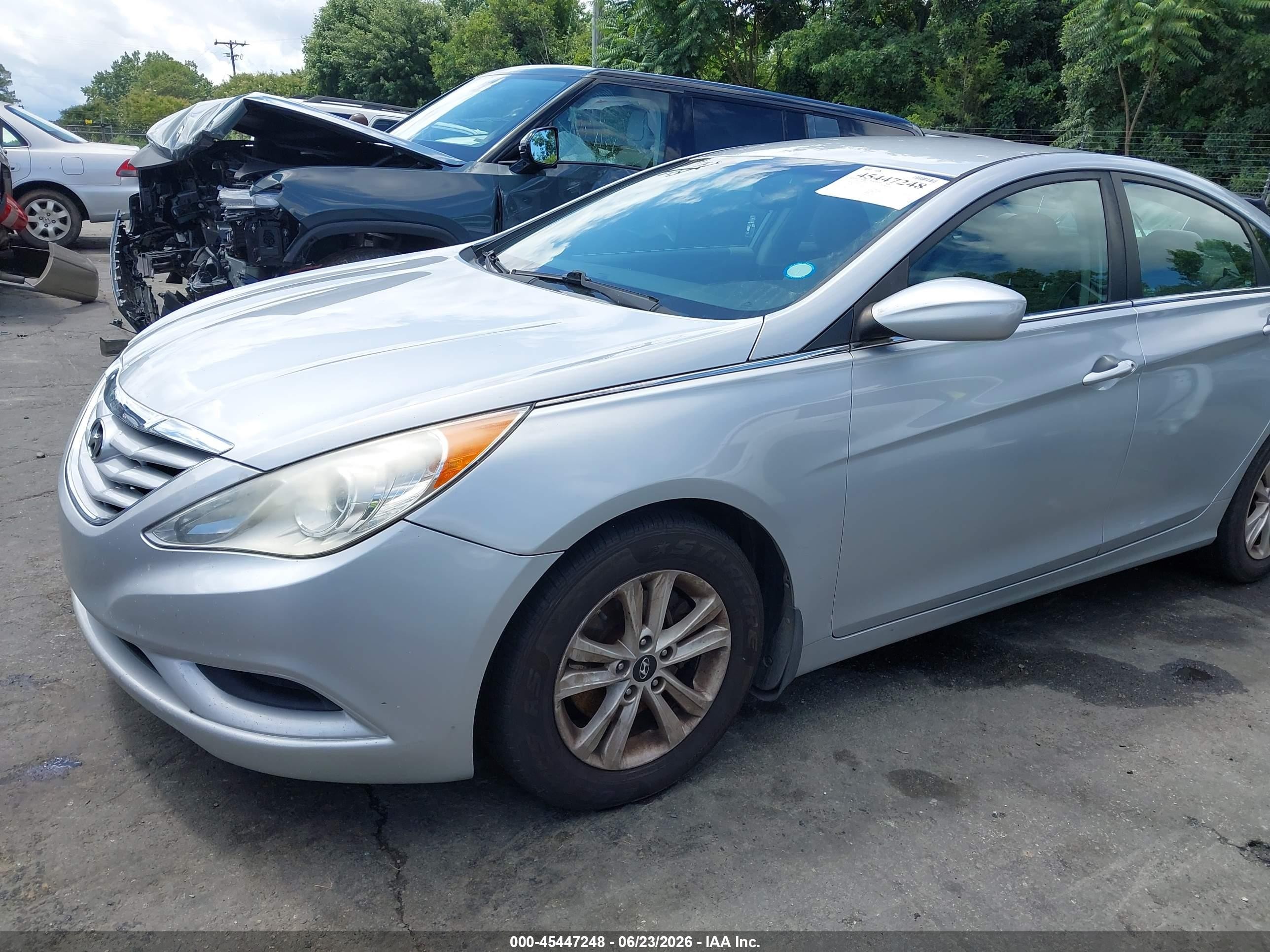 2012 Hyundai Sonata Gls Silver vin: 5NPEB4AC5CH455725
