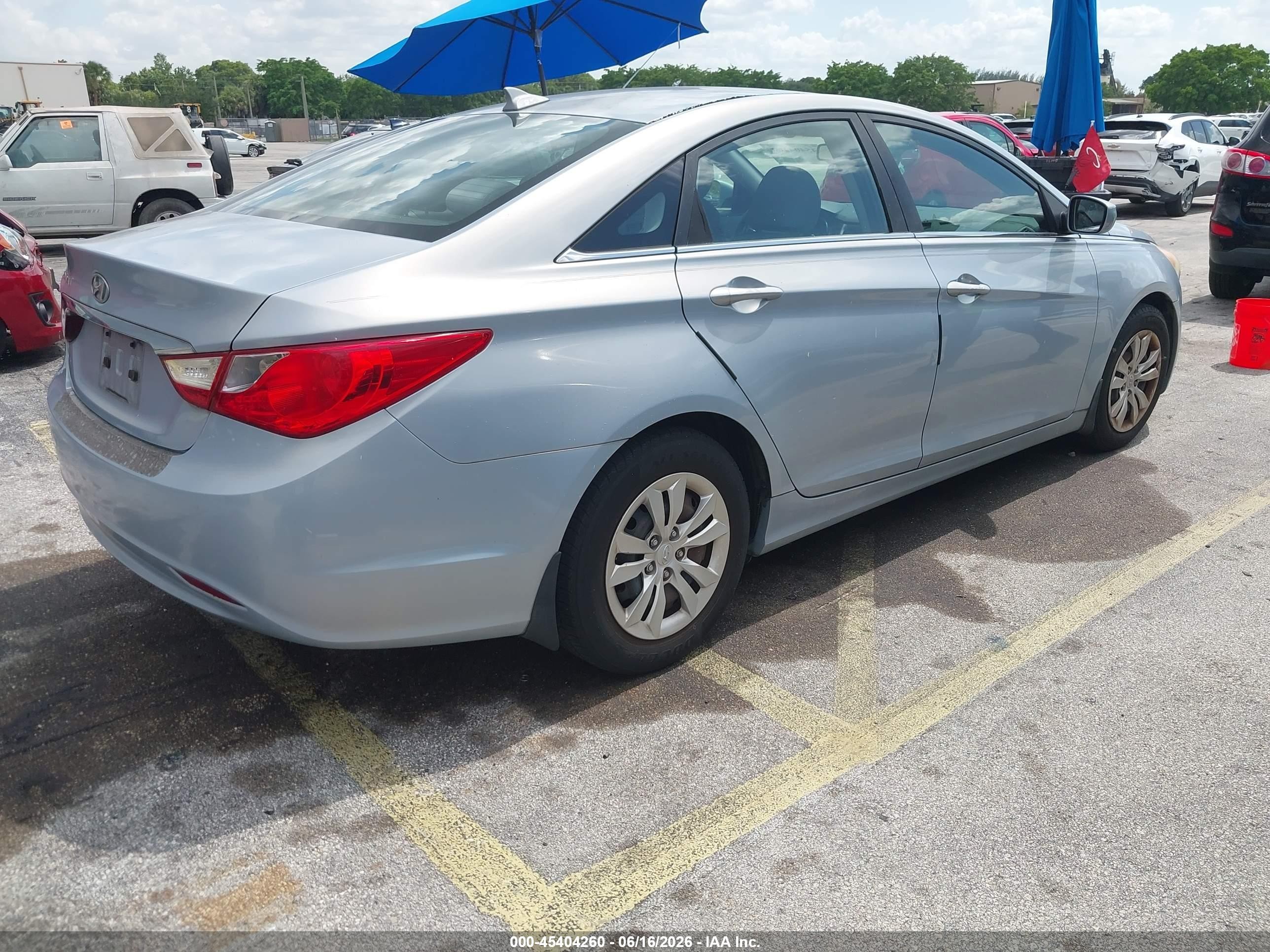 2013 Hyundai Sonata Gls Silver vin: 5NPEB4AC5DH521630