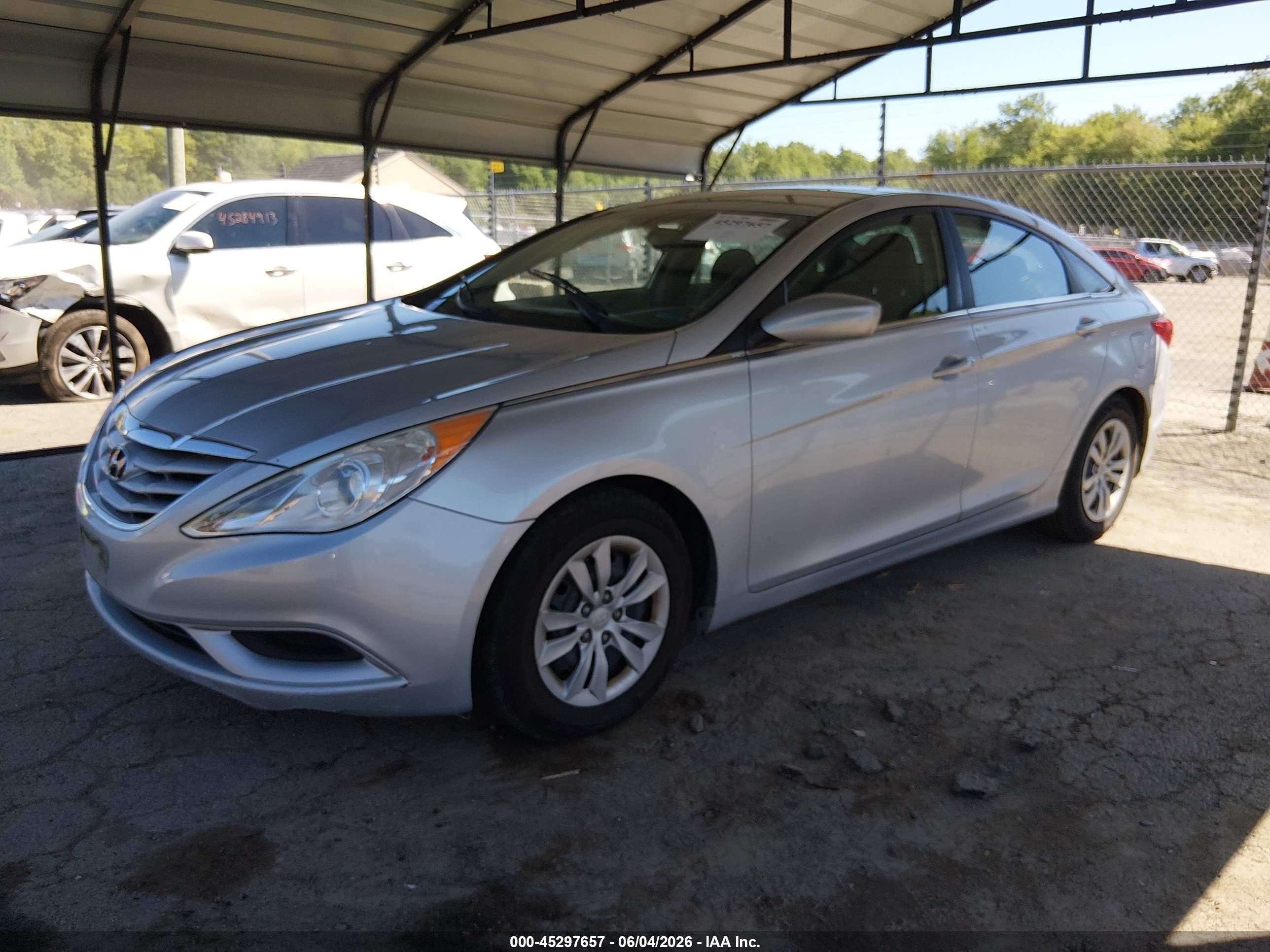 2013 Hyundai Sonata Gls Silver vin: 5NPEB4AC5DH536922