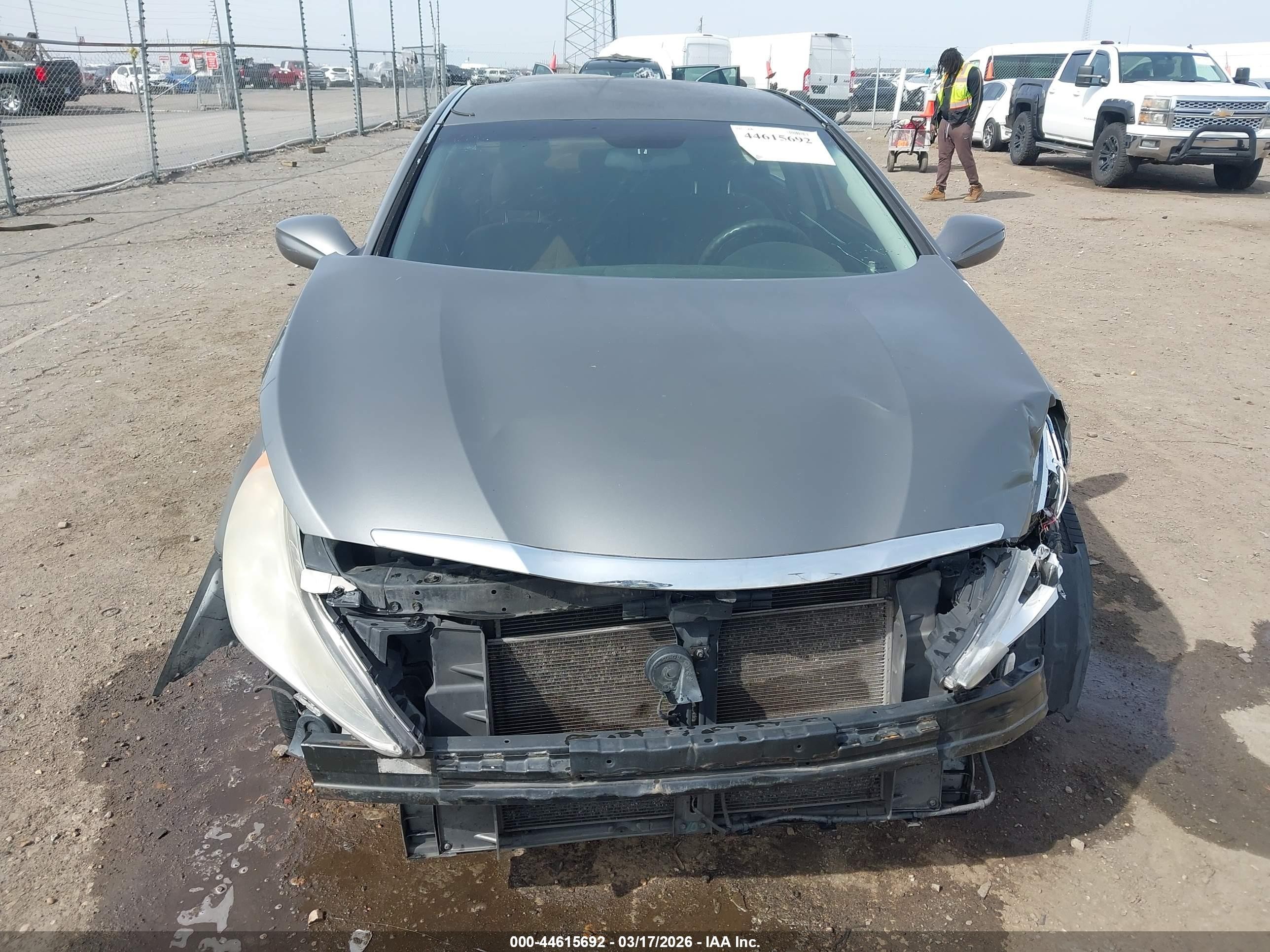 2013 Hyundai Sonata Gls Серый vin: 5NPEB4AC5DH570049