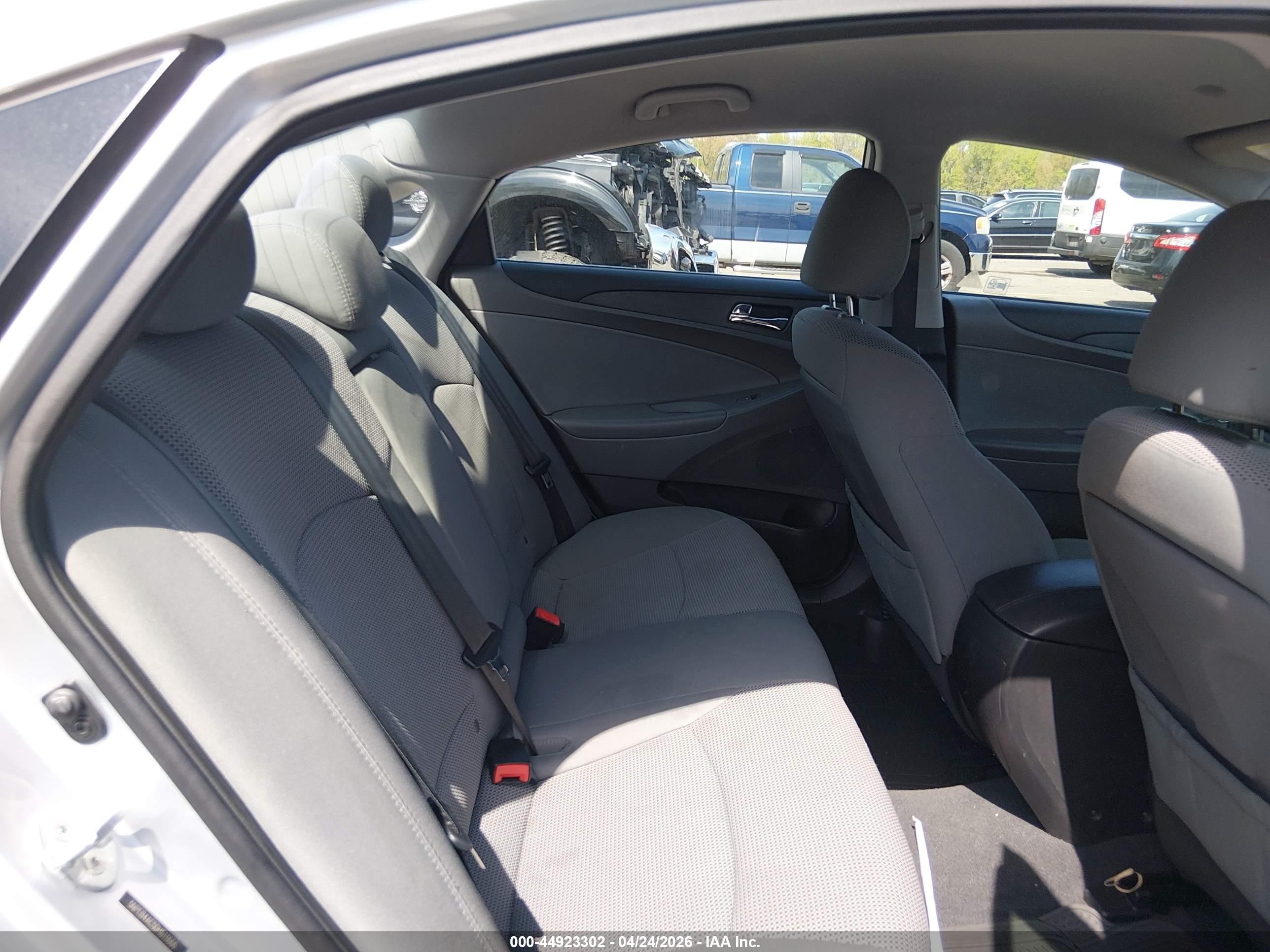 2013 Hyundai Sonata Gls Silver vin: 5NPEB4AC5DH611666