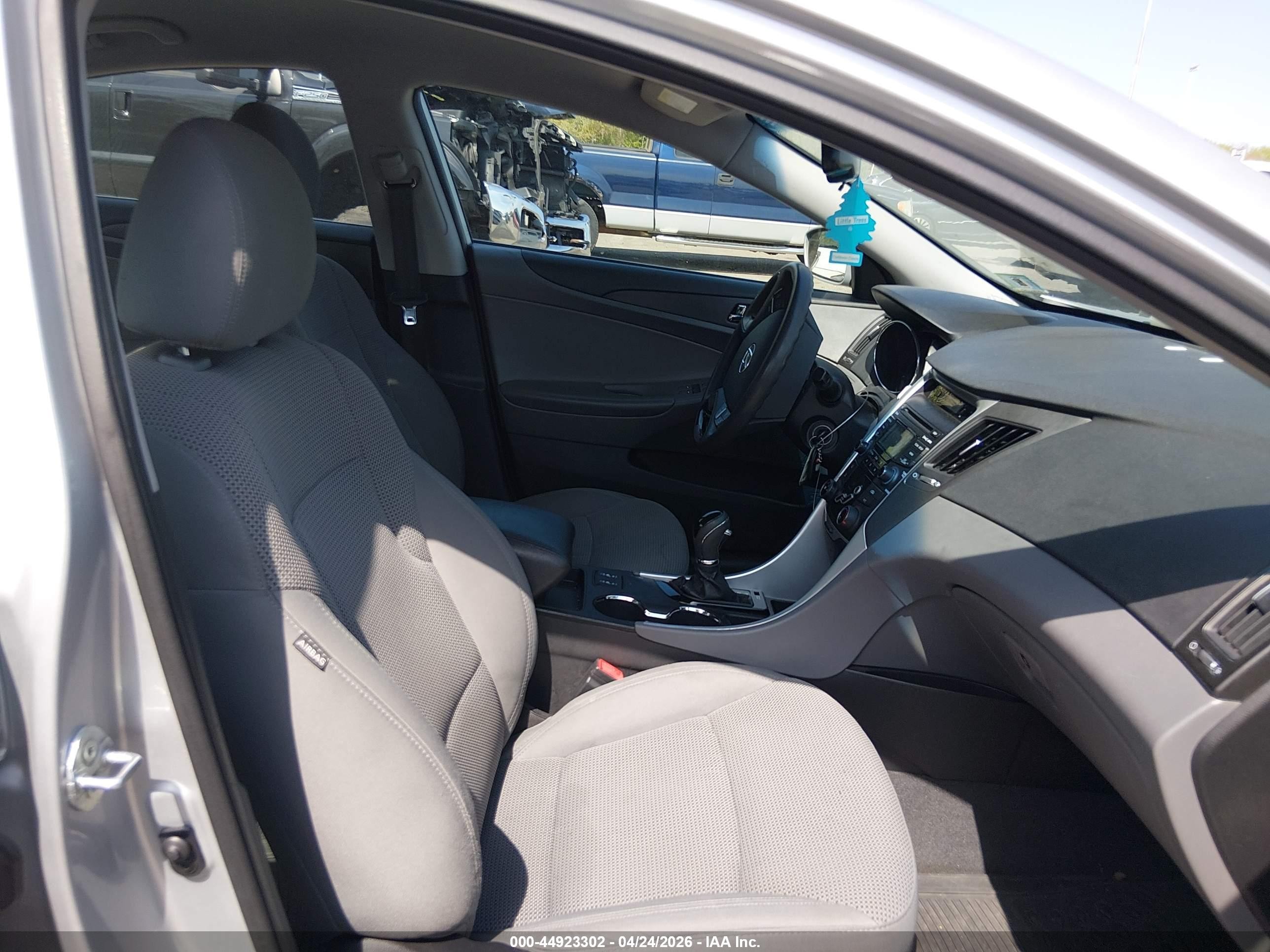 2013 Hyundai Sonata Gls Silver vin: 5NPEB4AC5DH611666