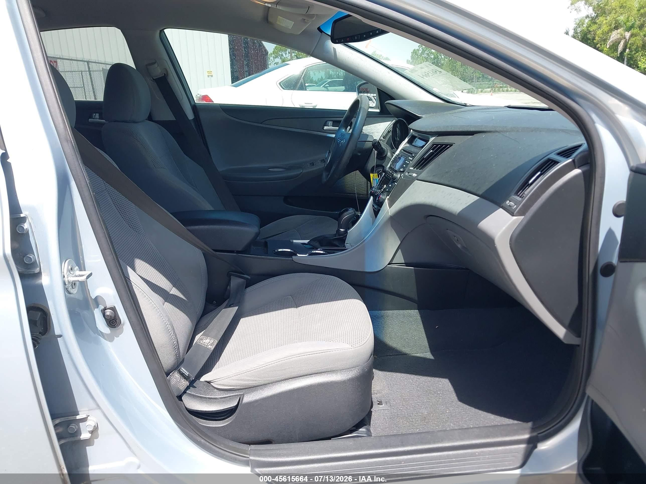 2013 Hyundai Sonata Gls Silver vin: 5NPEB4AC5DH616141